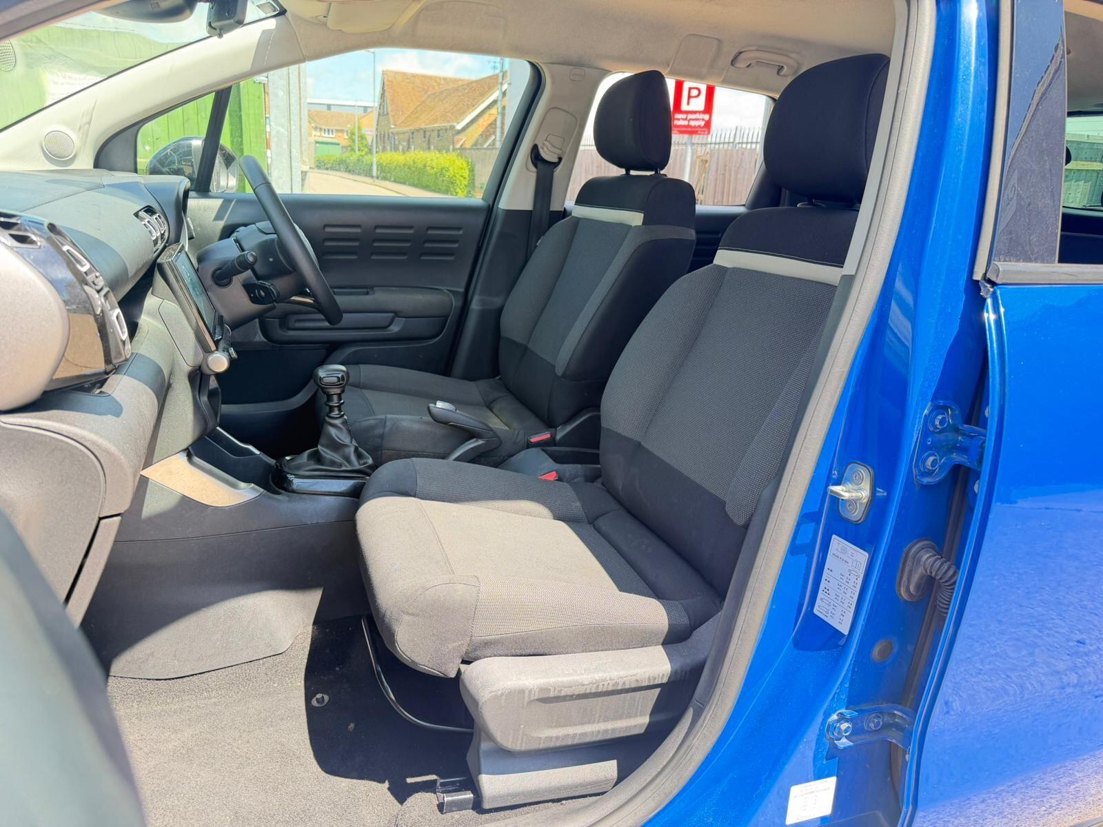 Citroen C3 Aircross view 18