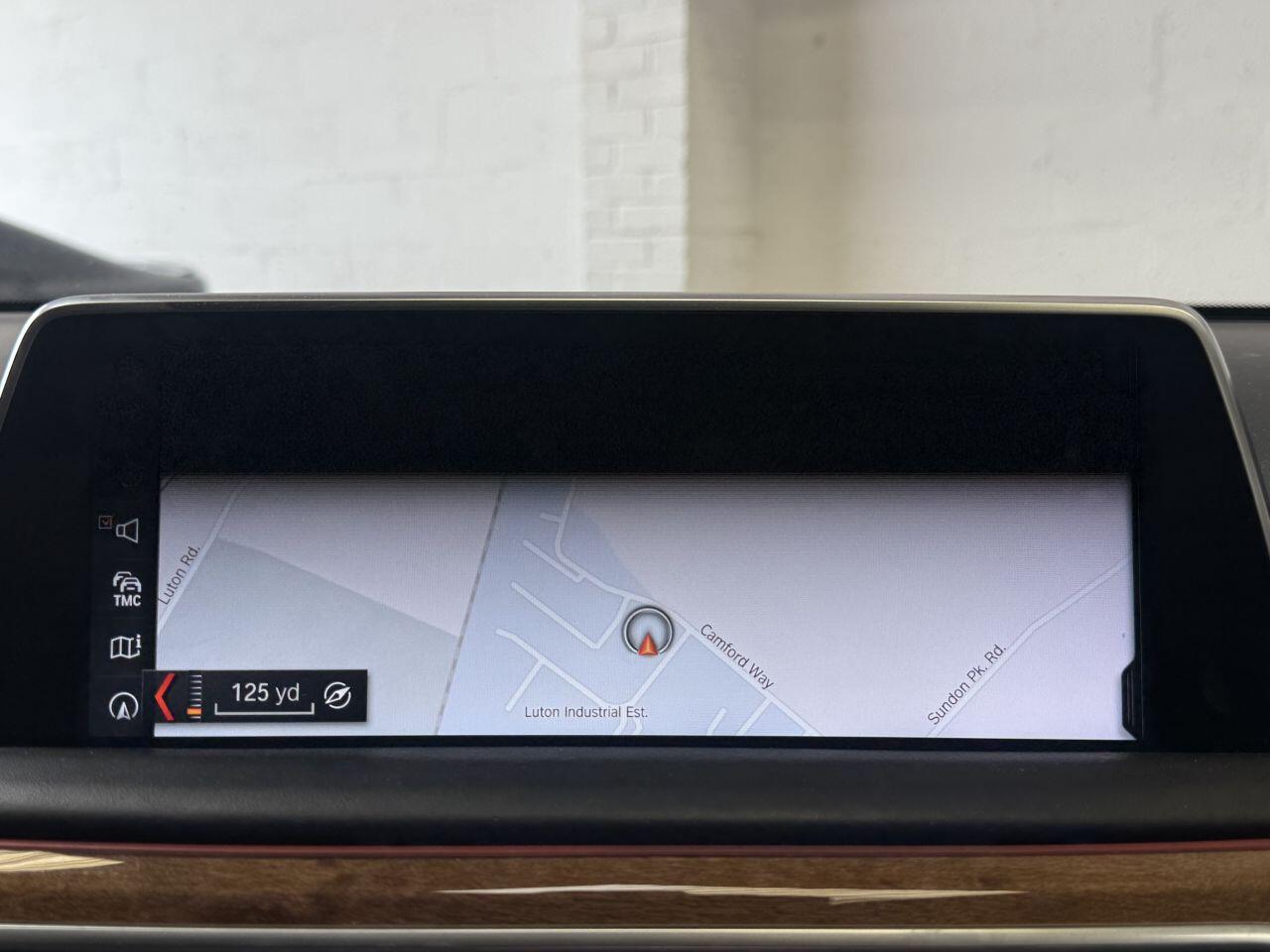 BMW 7 Series view 48