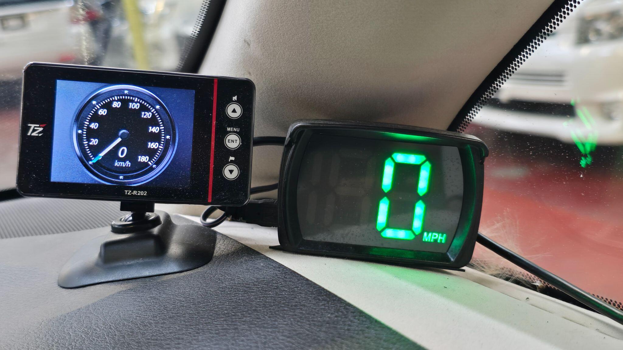 Toyota Vellfire view 9