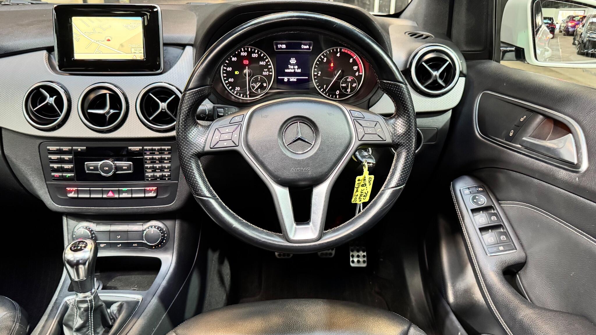 Mercedes-Benz B Class view 39