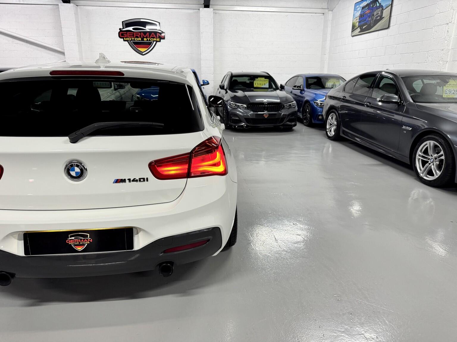 BMW 1 Series view 32