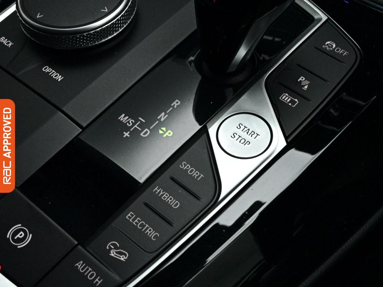 BMW X3 view 18