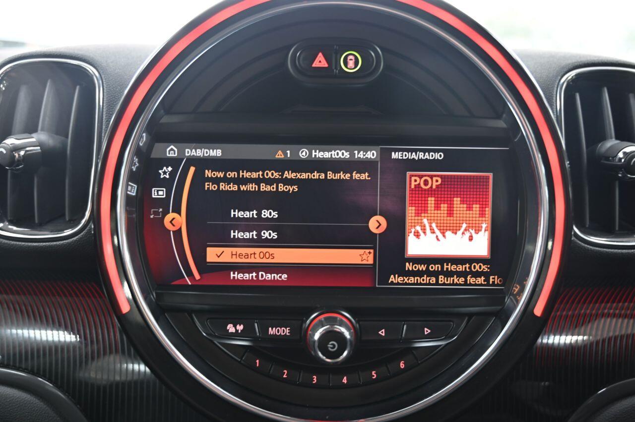 MINI Countryman view 22