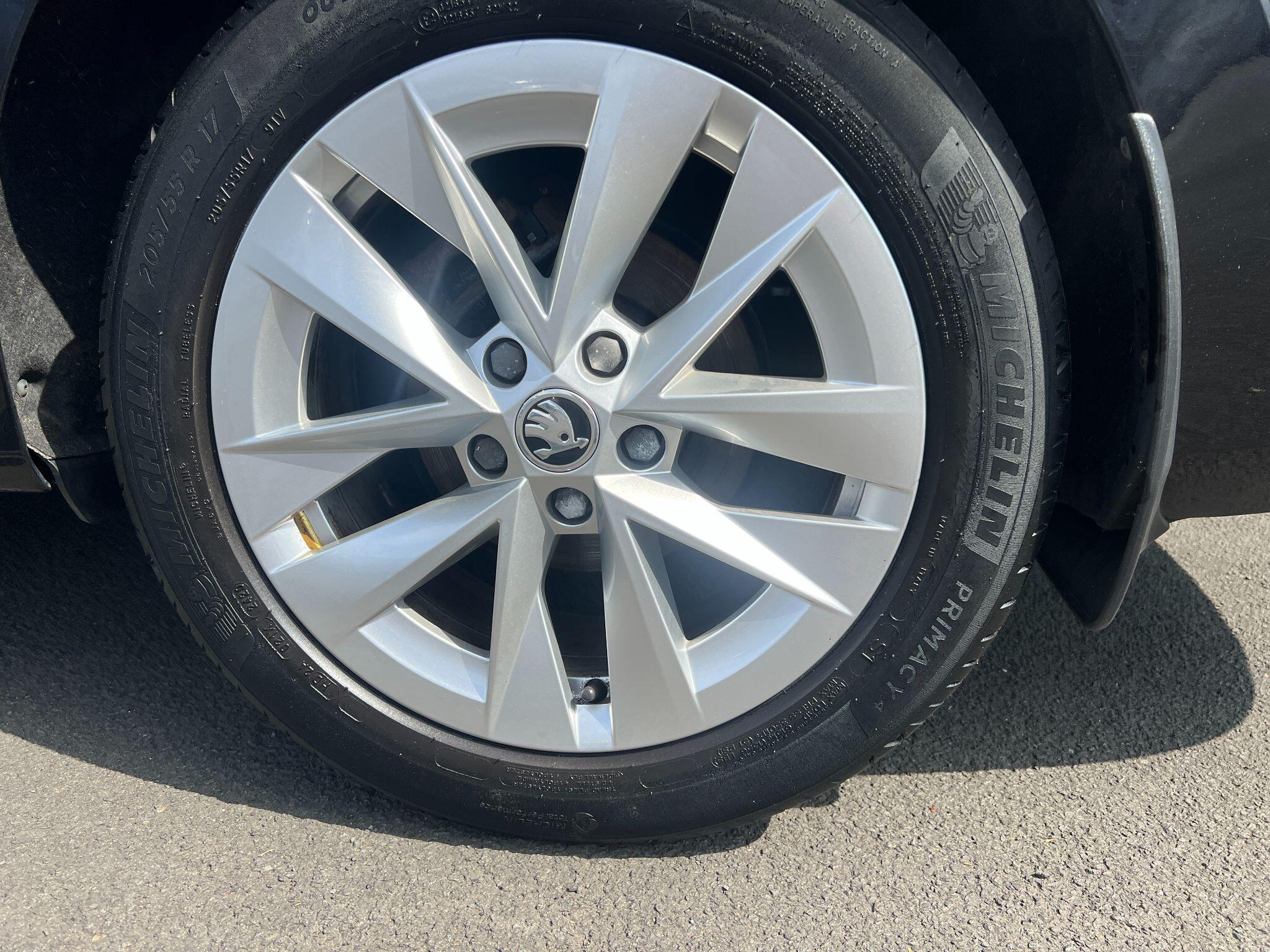 Skoda Octavia view 17