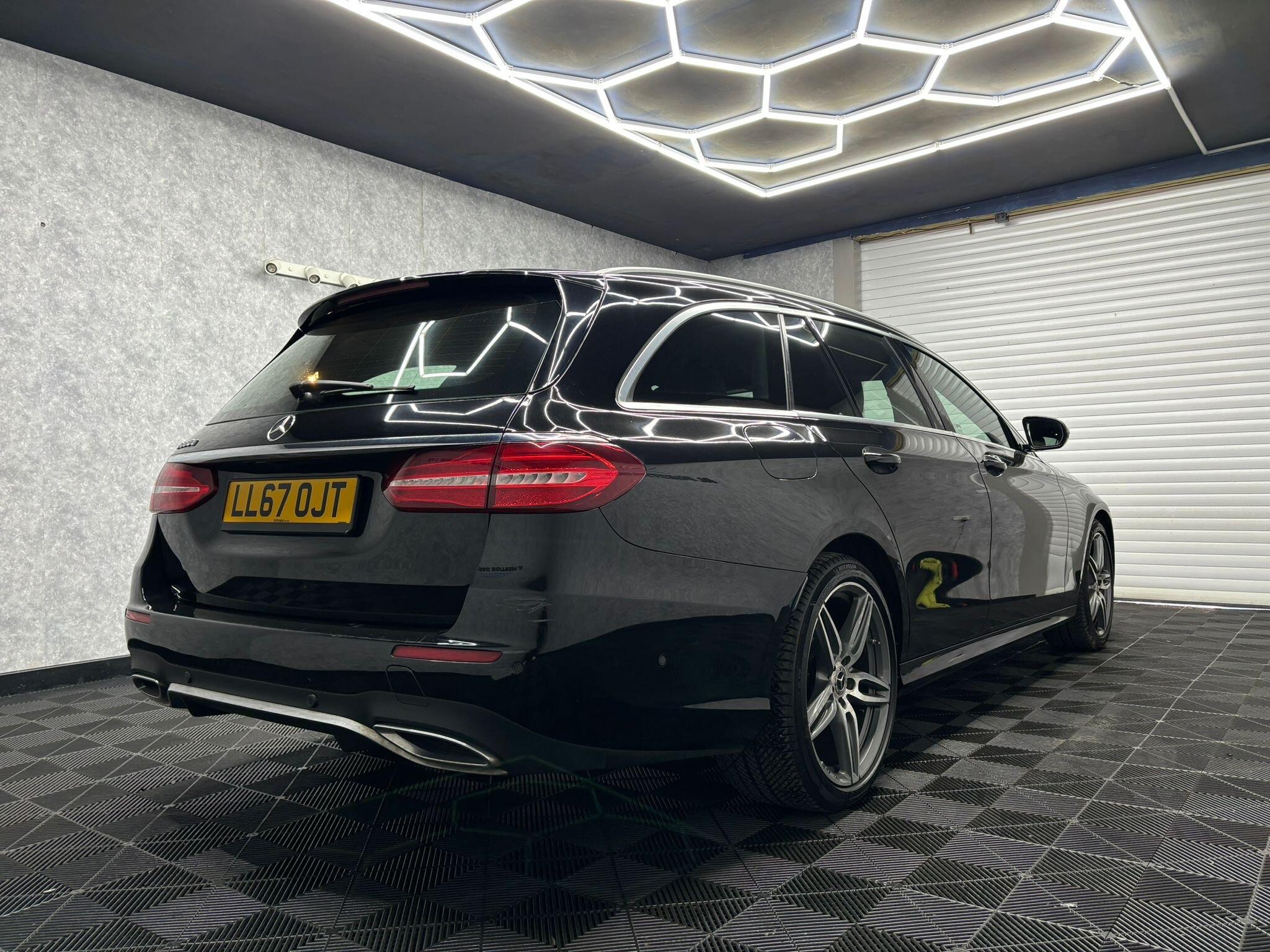 Mercedes-Benz E-Class view 3