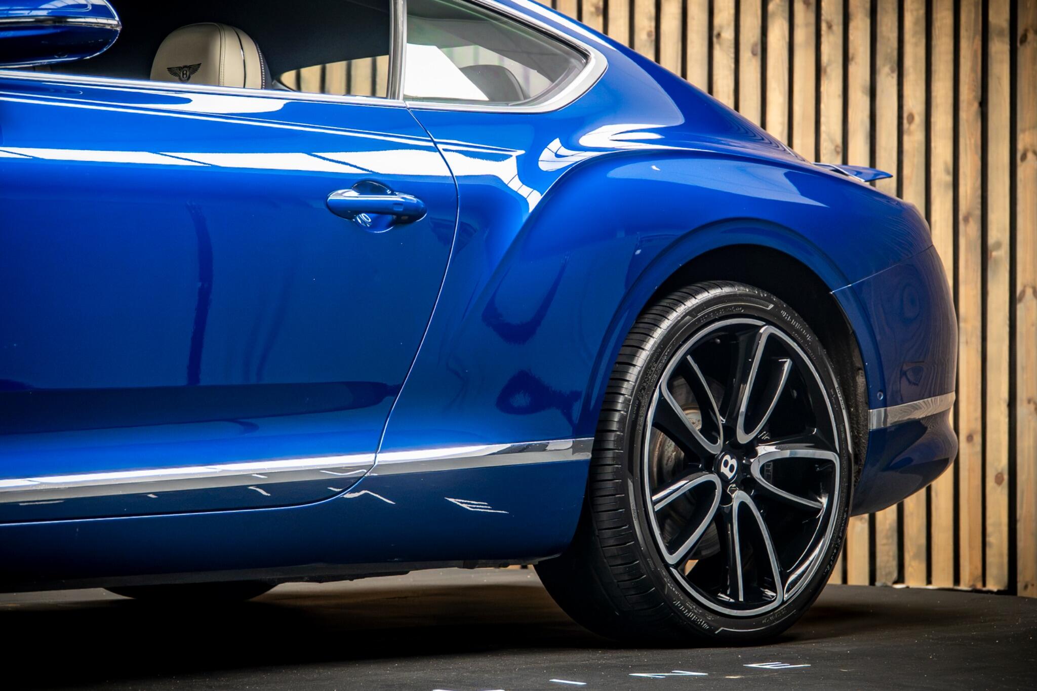Bentley Continental view 16