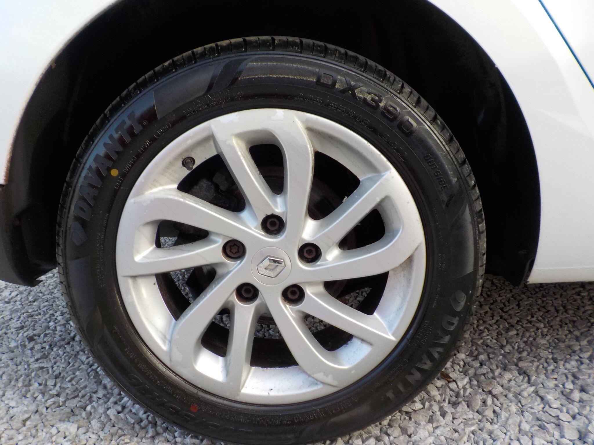 Renault Megane 1.5 dCi Limited Nav Euro 6 (s/s) 5dr