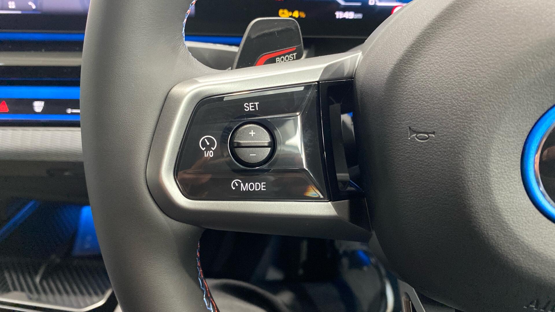 BMW i5 view 17