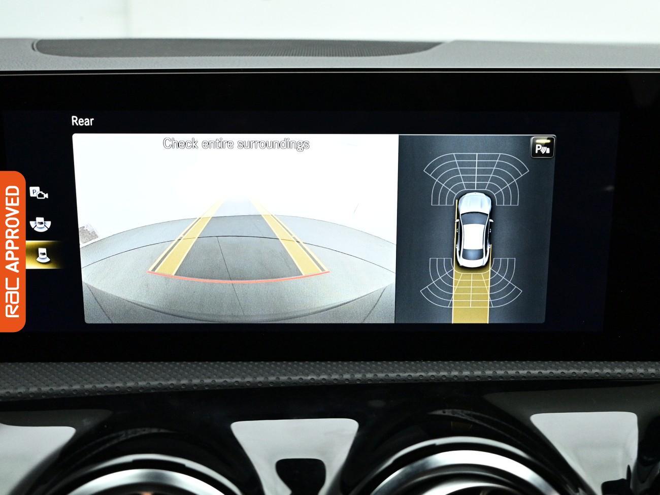 Mercedes-Benz Cla view 12