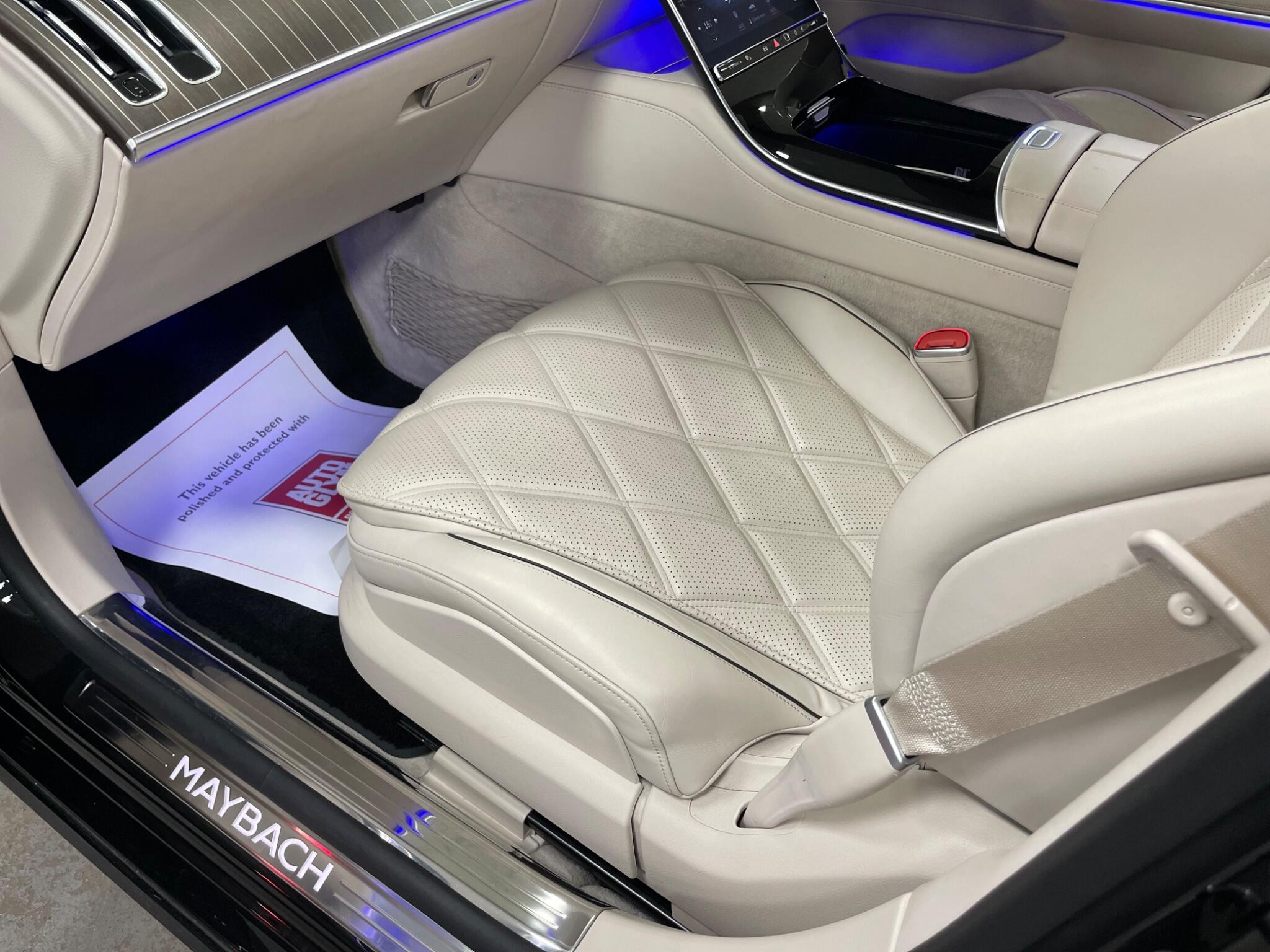 Mercedes-Benz S-Class view 19