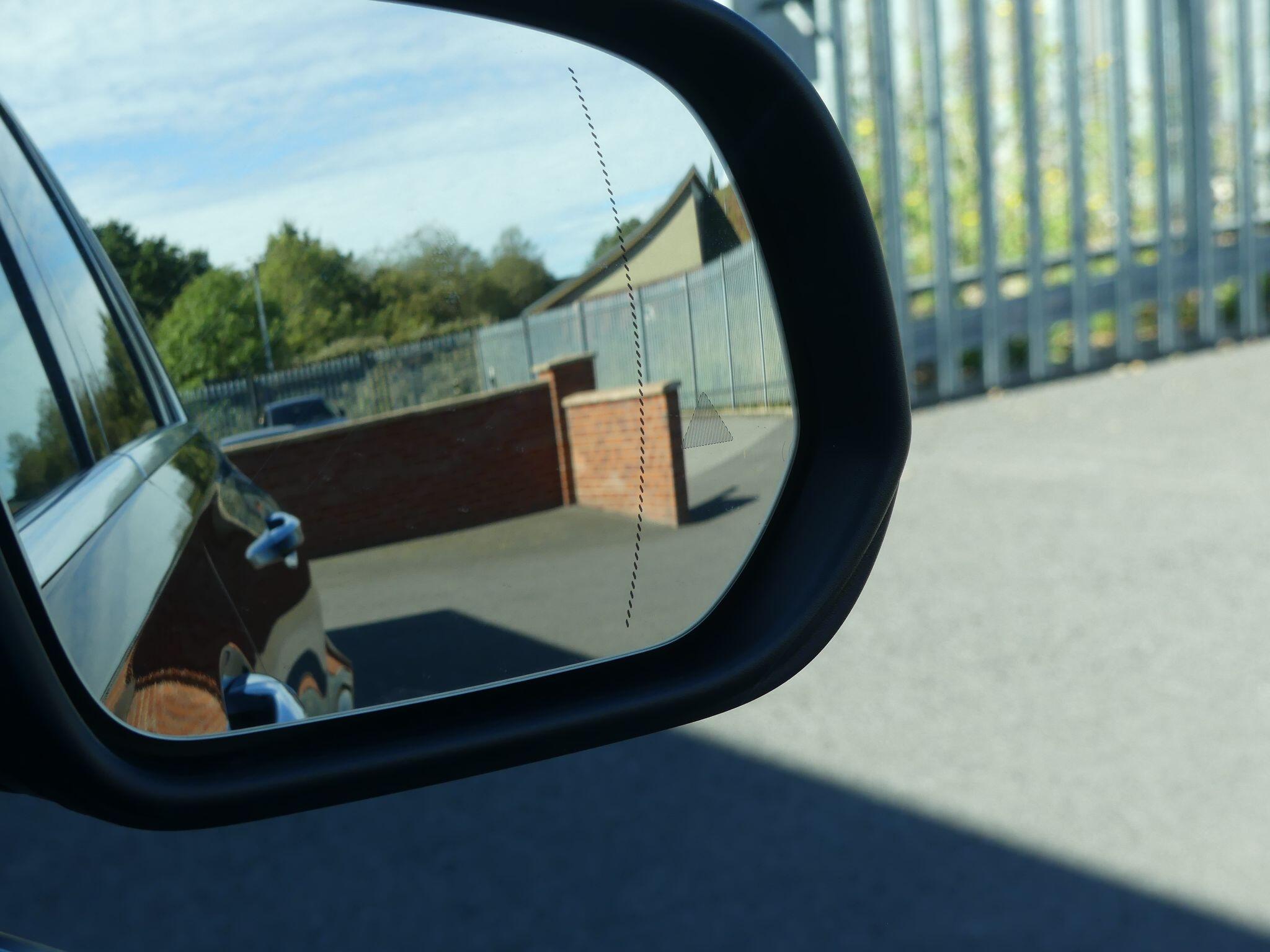 Mercedes-Benz Gle view 17