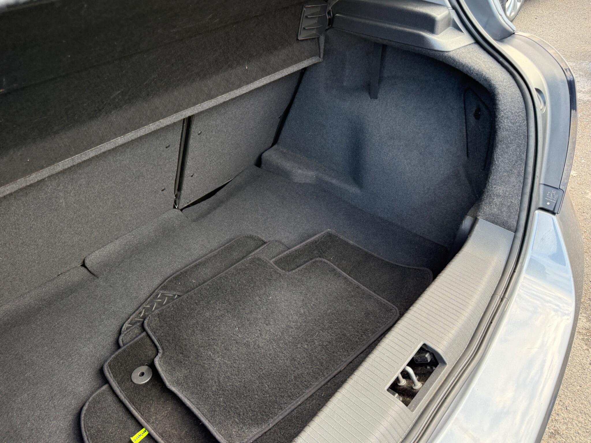 Vauxhall Astra - Image 41