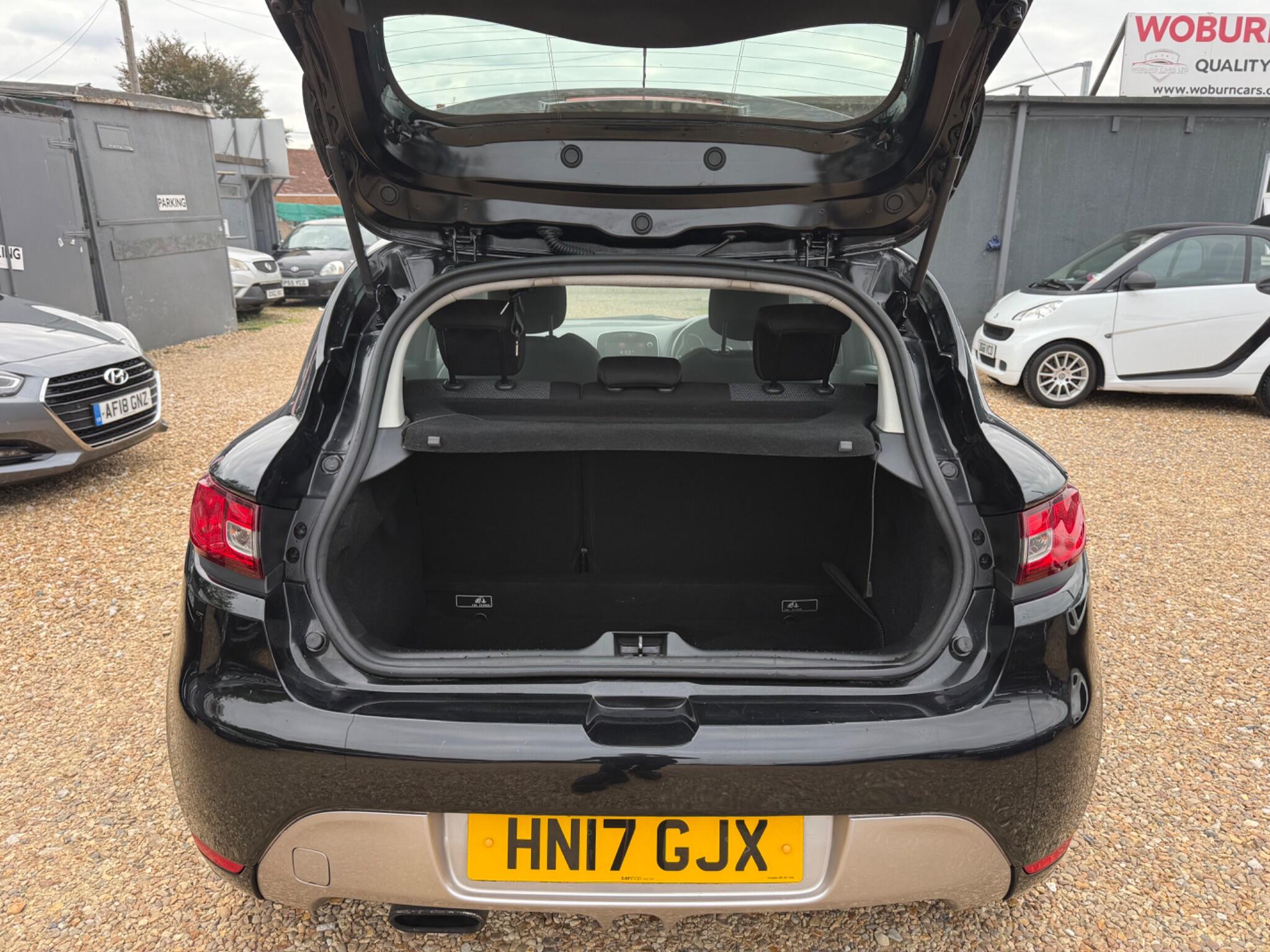 Renault Clio view 42
