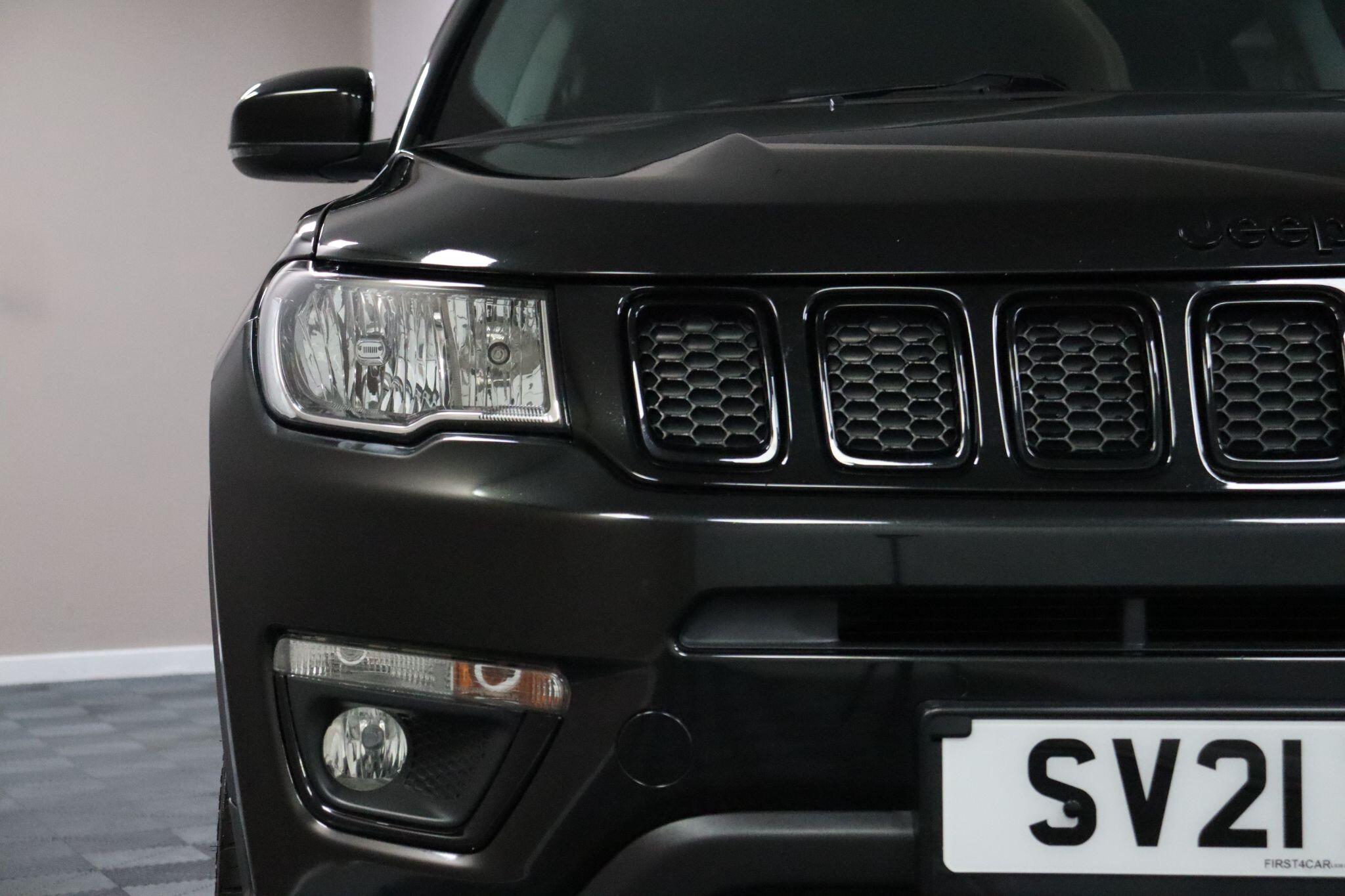 Jeep Compass view 25