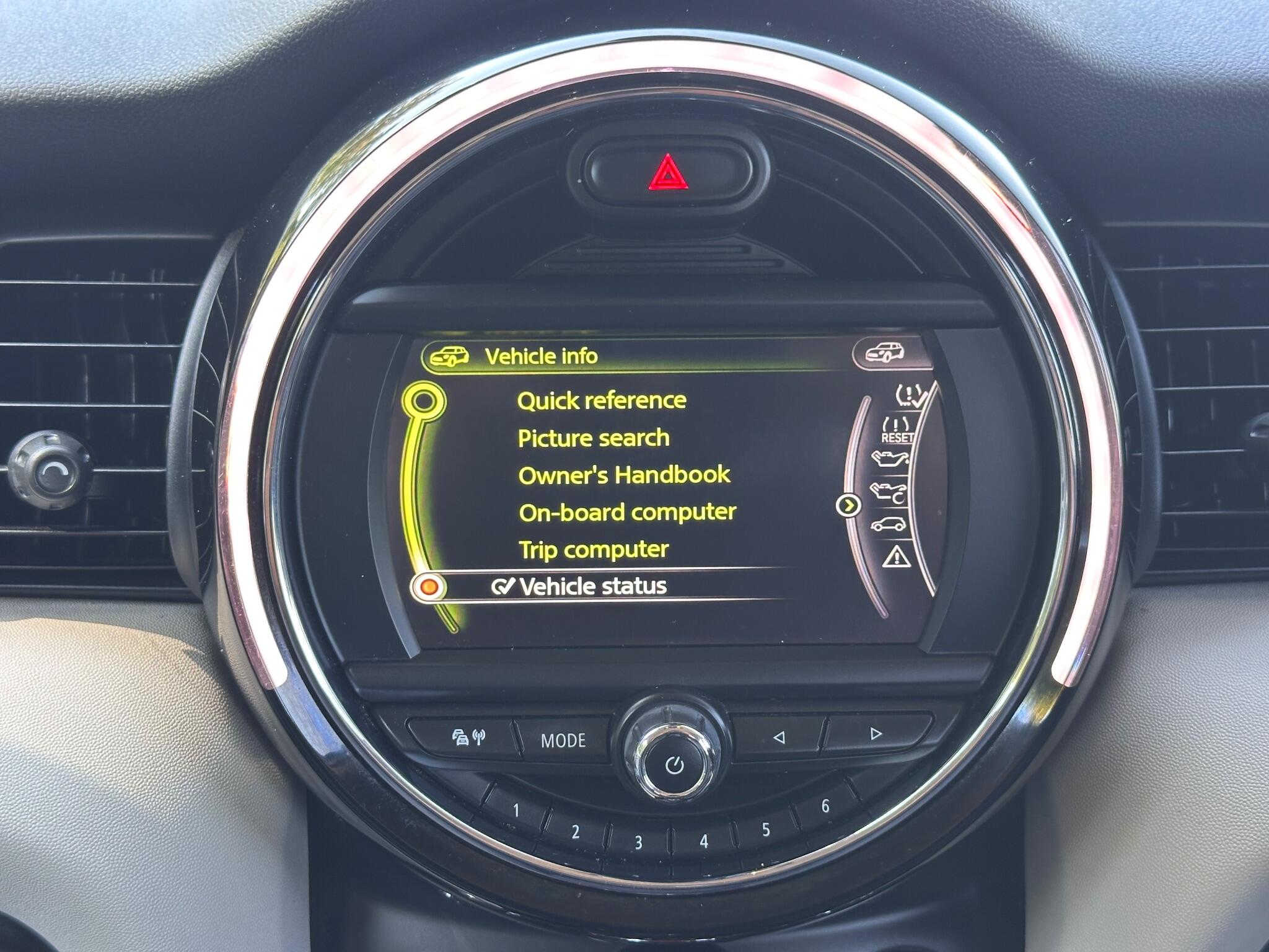 MINI Hatch view 43