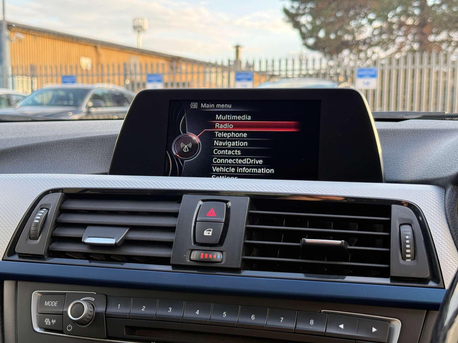 BMW 3 Series view 64