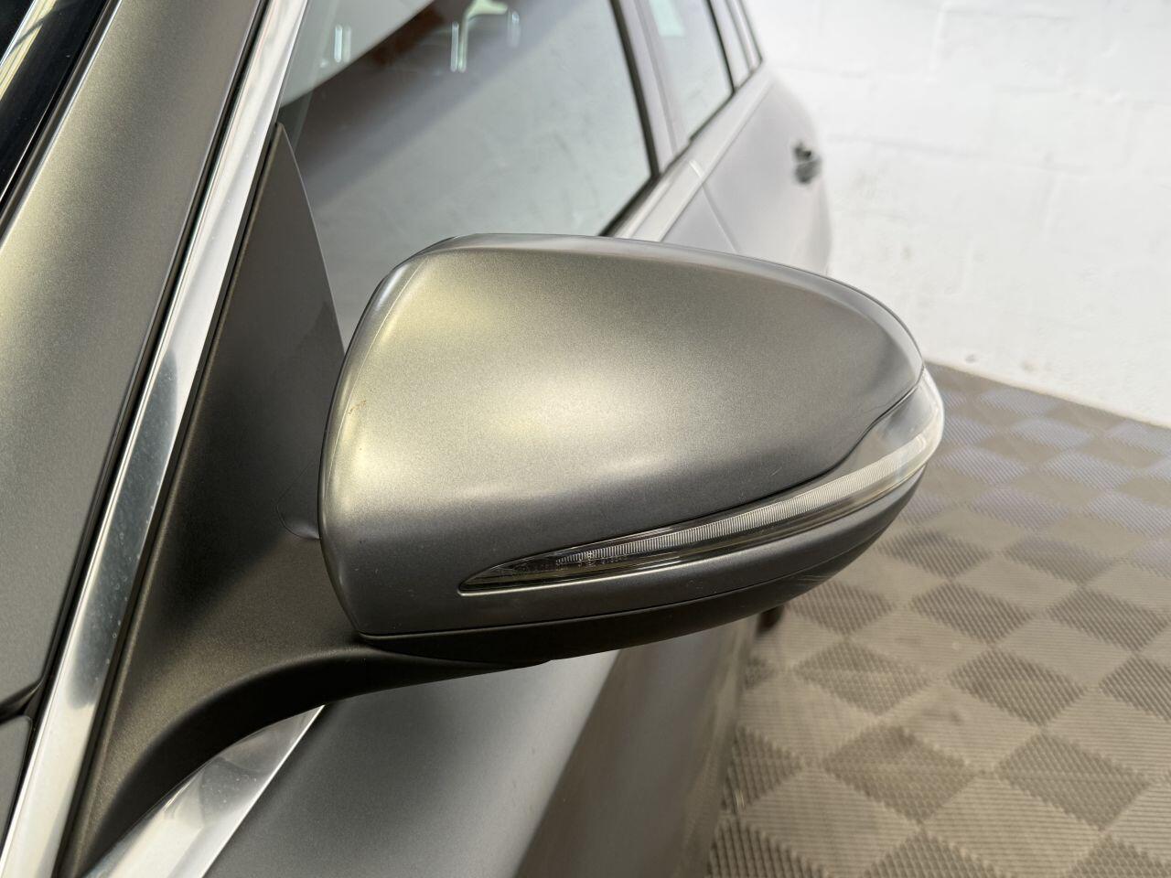 Mercedes-Benz C Class view 22