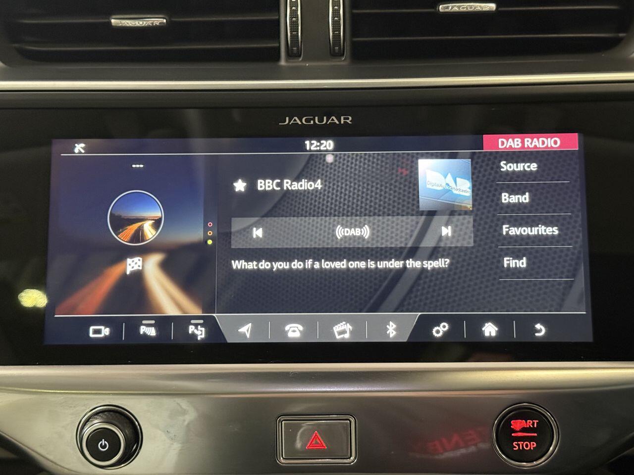 Jaguar I-Pace view 50