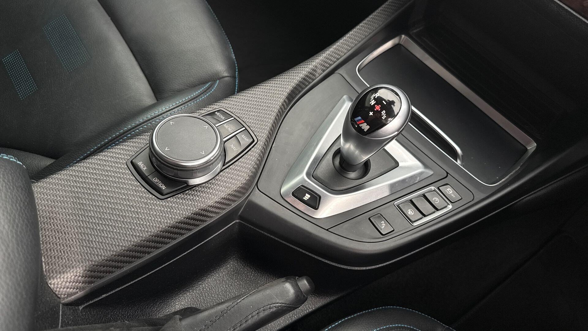 BMW M2 view 10