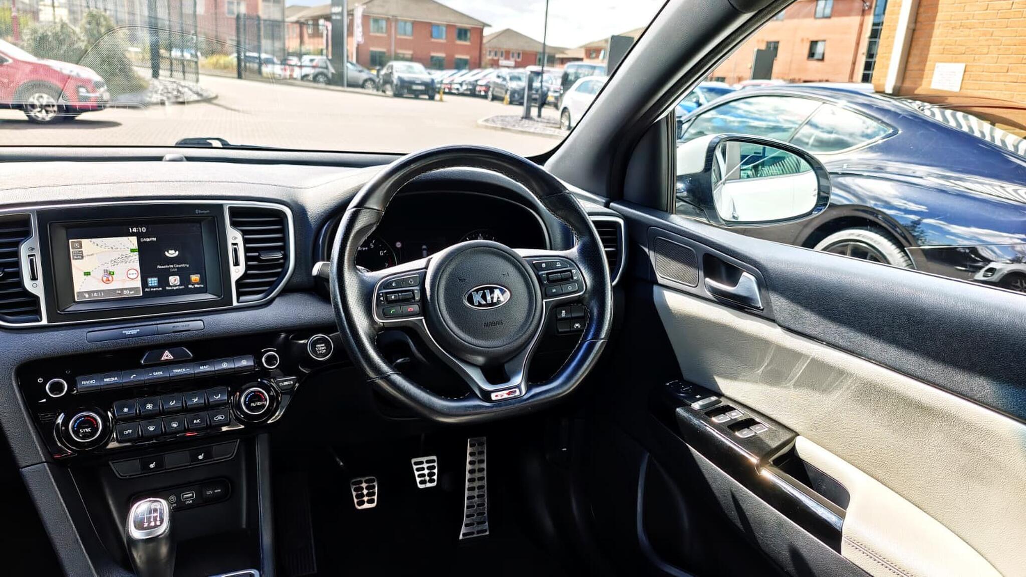 Kia Sportage view 11
