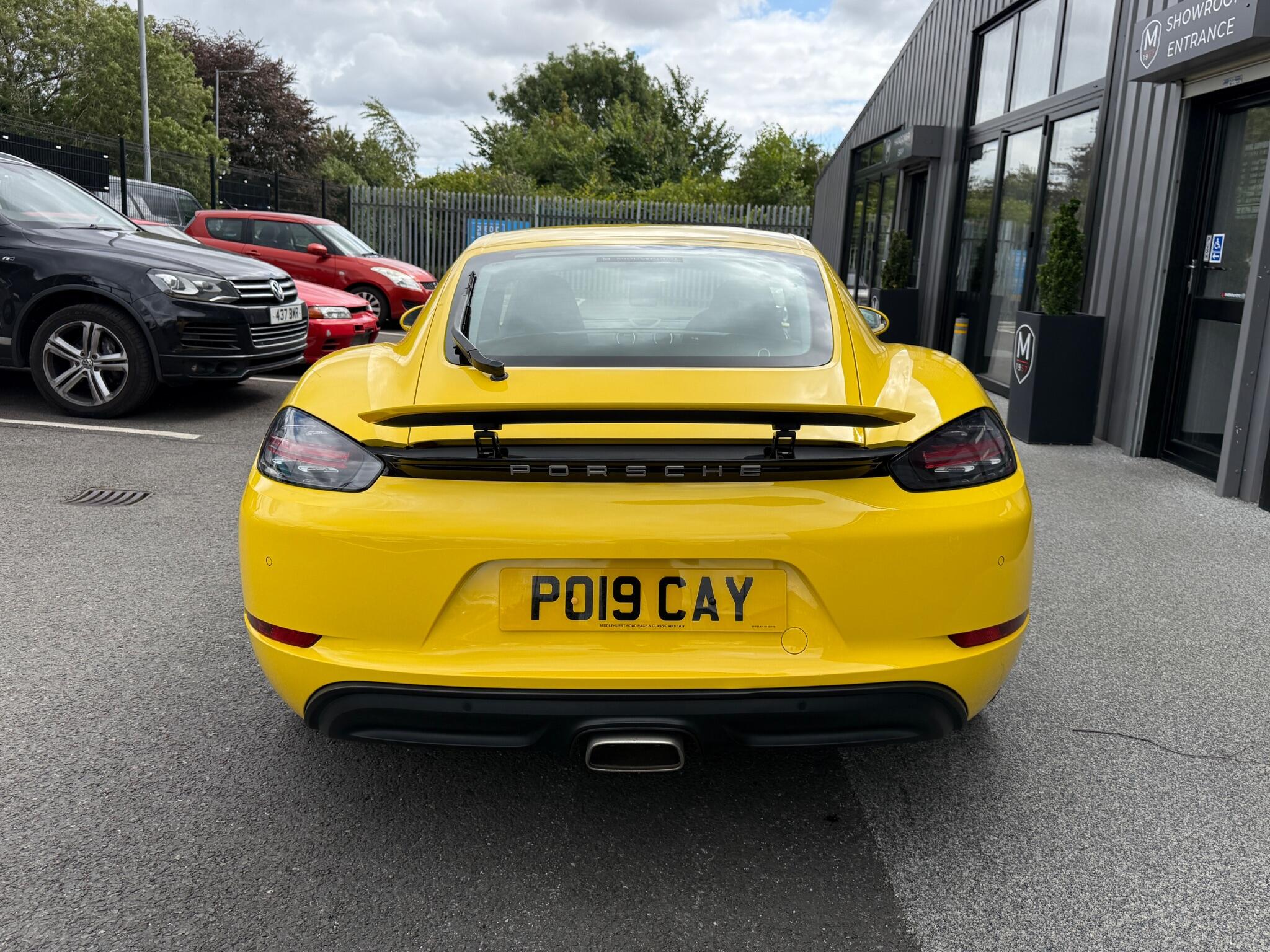 Porsche 718 Cayman view 15
