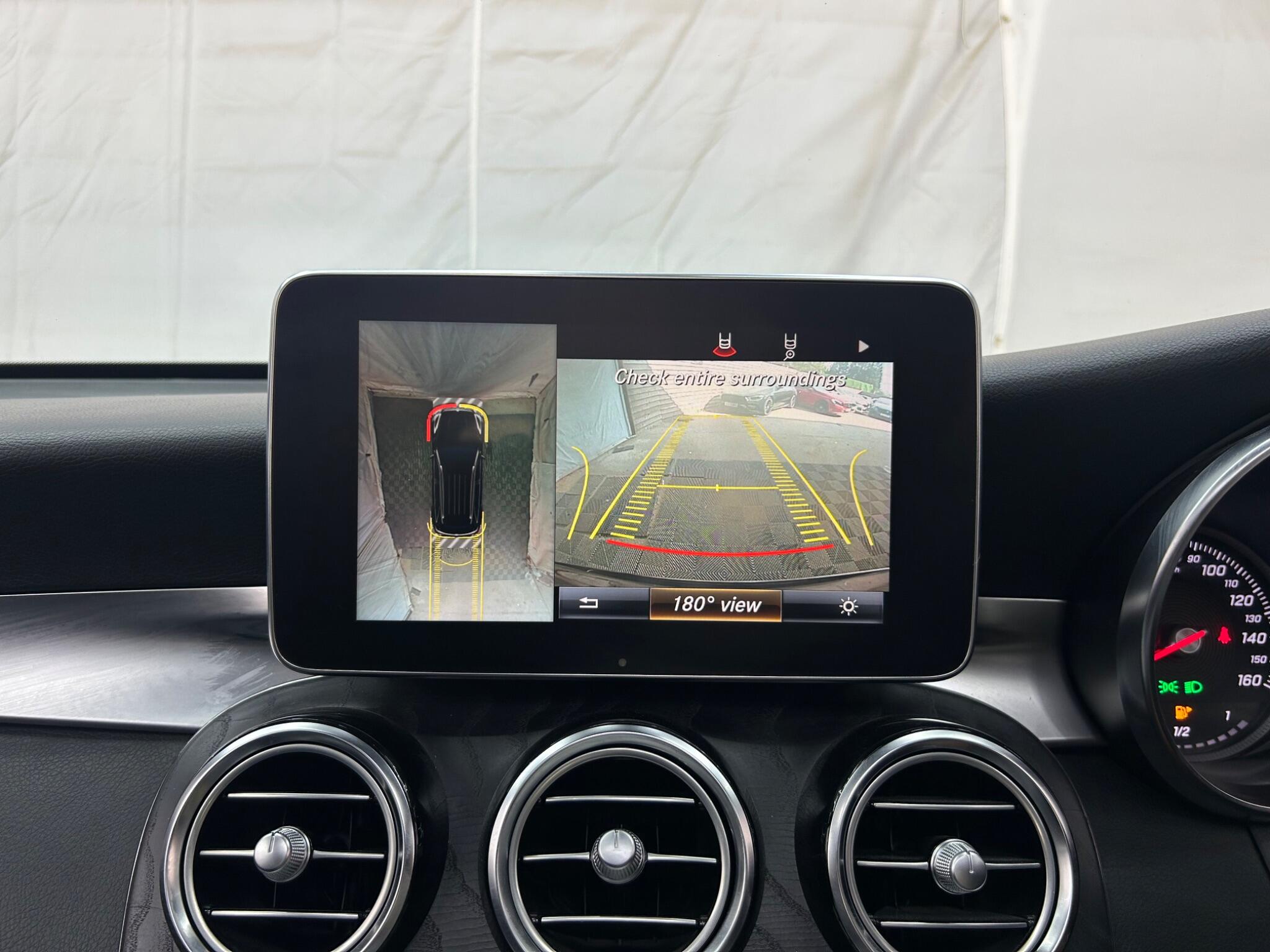 Mercedes-Benz GLC view 40