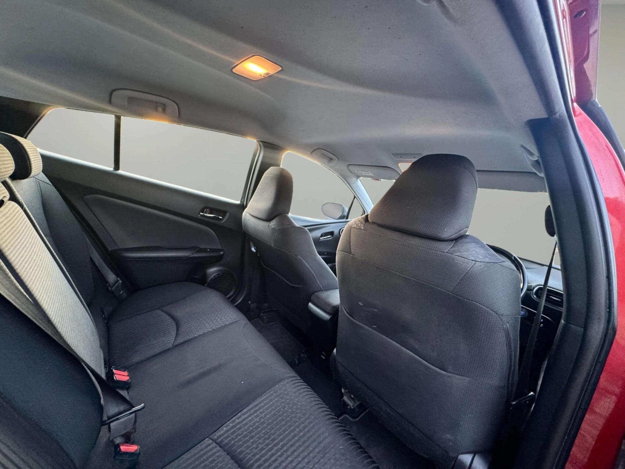 Toyota Prius view 39