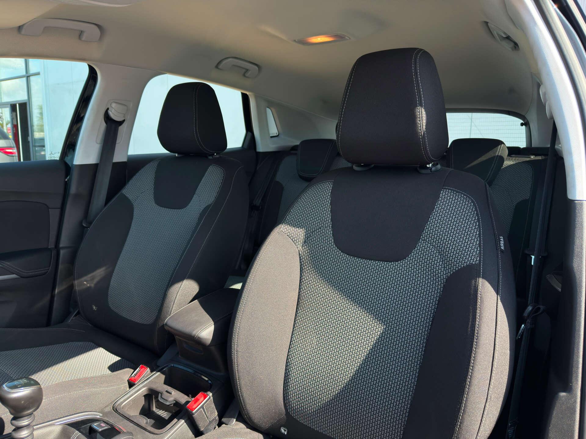 Vauxhall Grandland X view 52