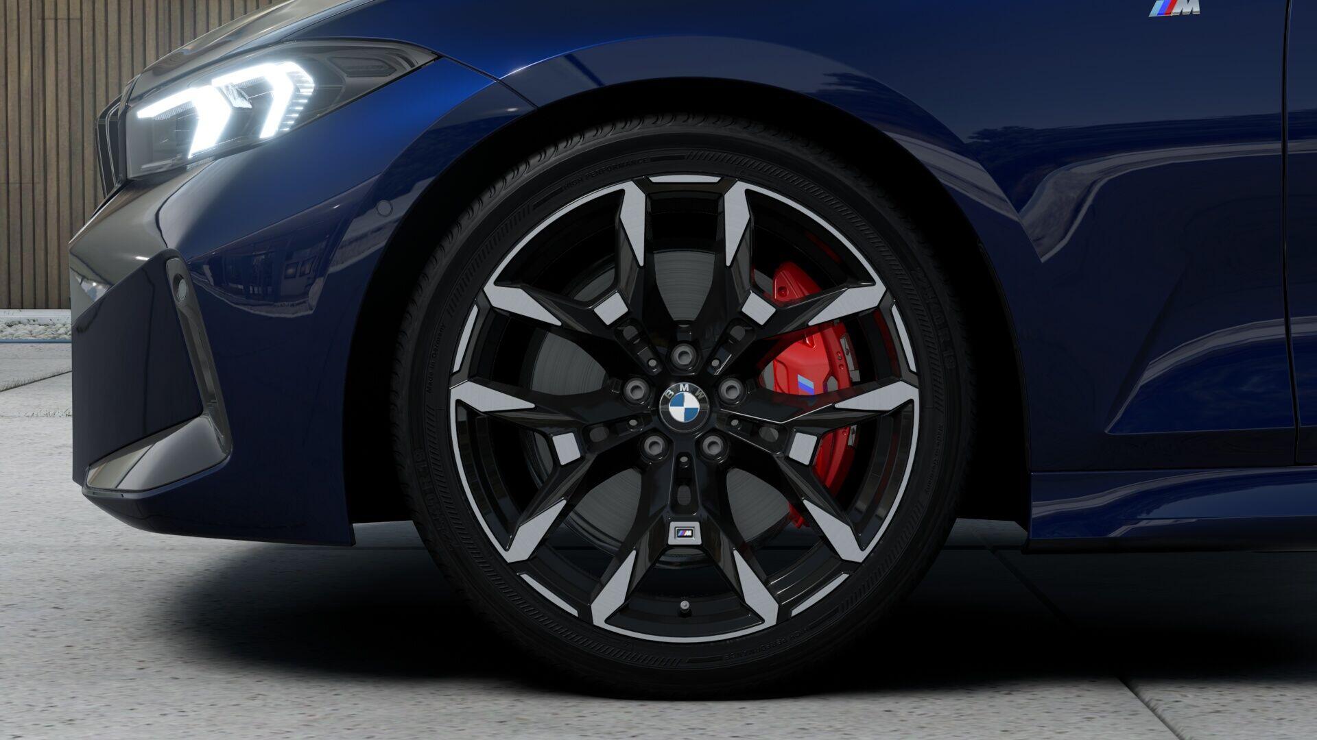 BMW 3 Series view 5