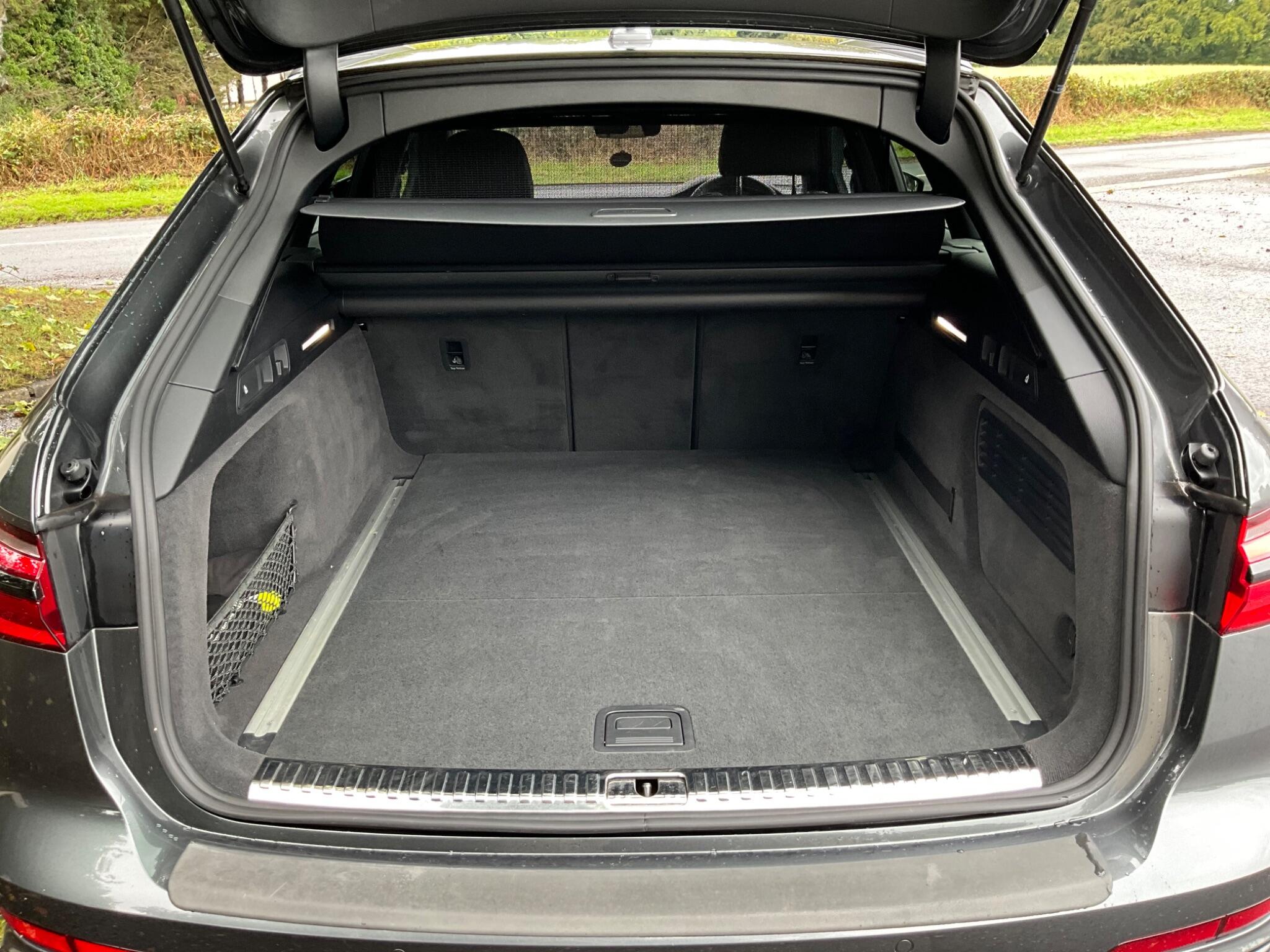 Audi A6 Avant view 41