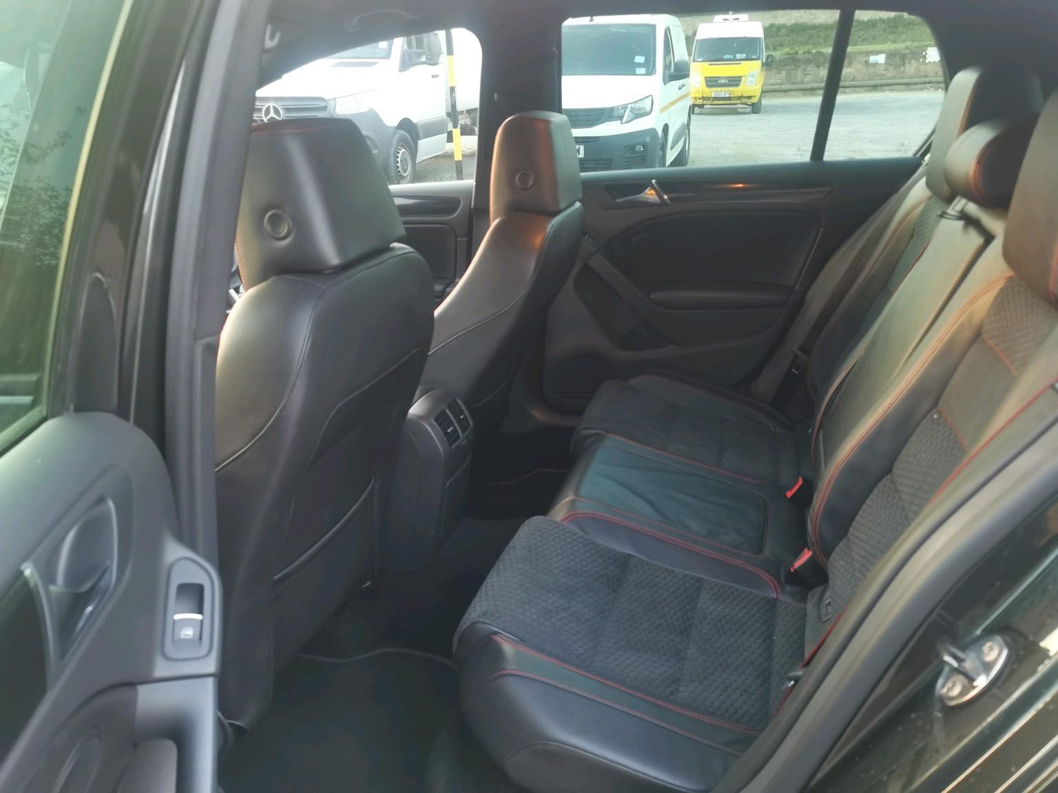 Volkswagen Golf view 20