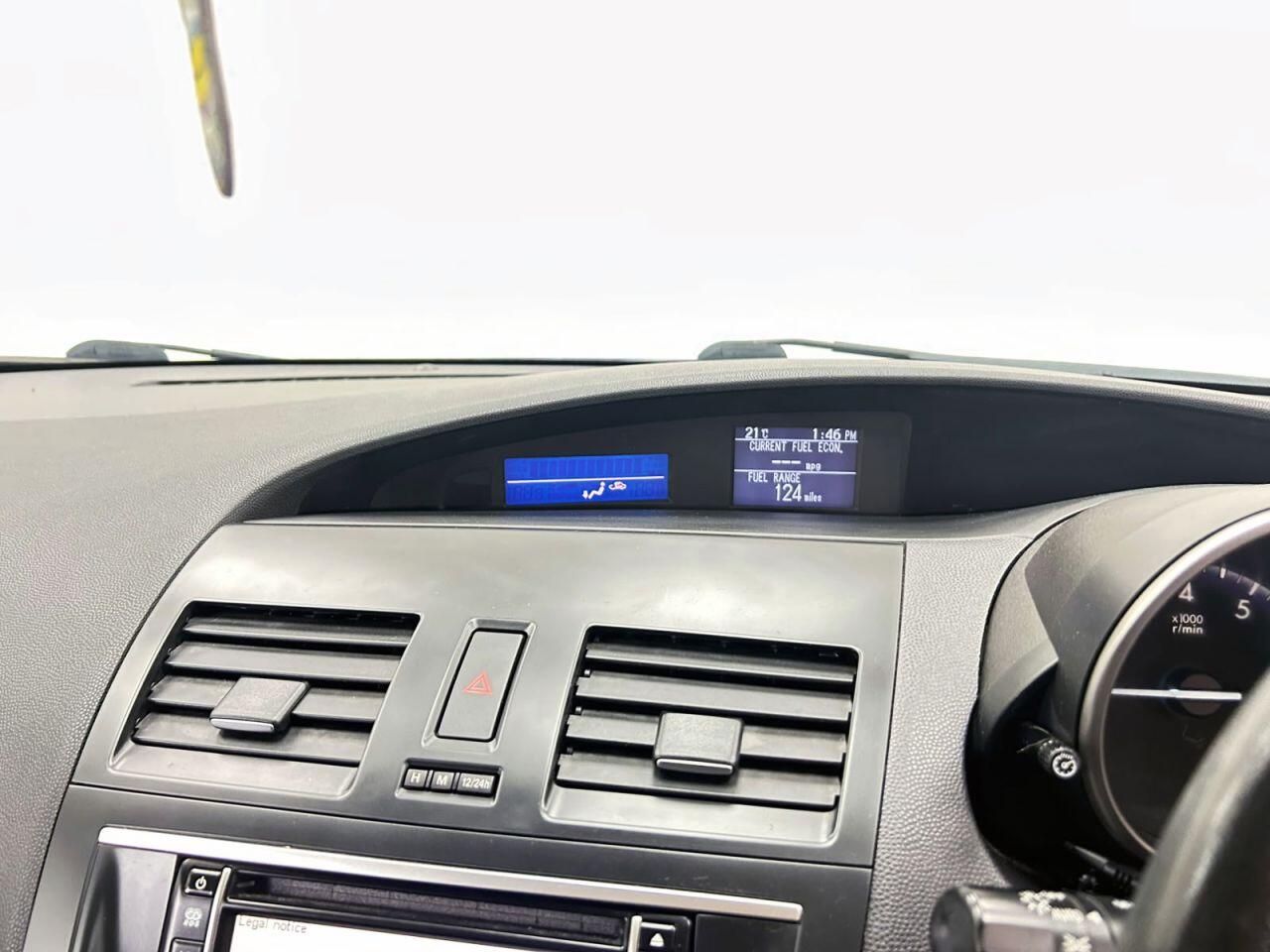 Mazda Mazda3 view 16