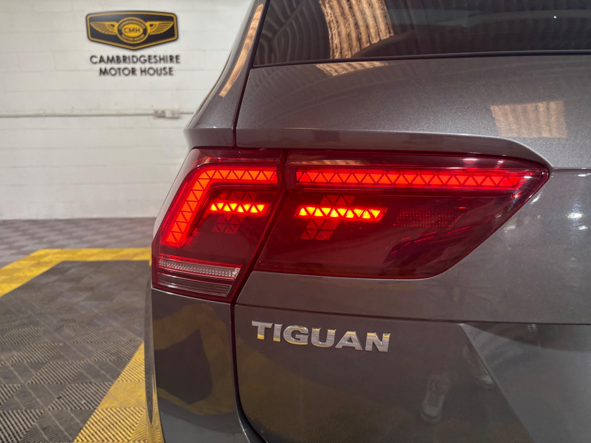 Volkswagen Tiguan view 62
