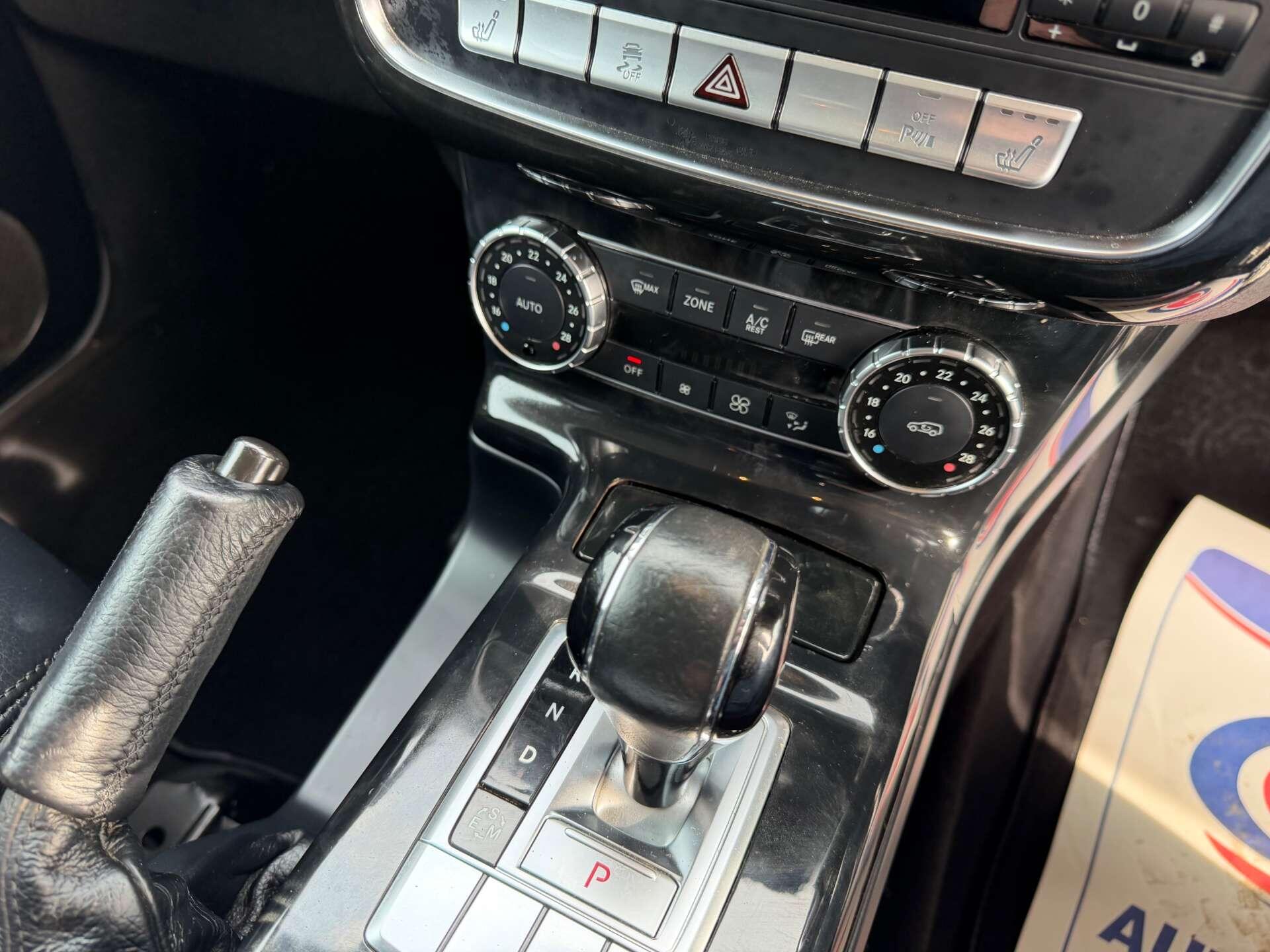 Mercedes-Benz G-Class view 25