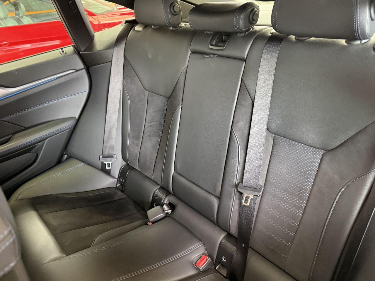 BMW I4 view 62