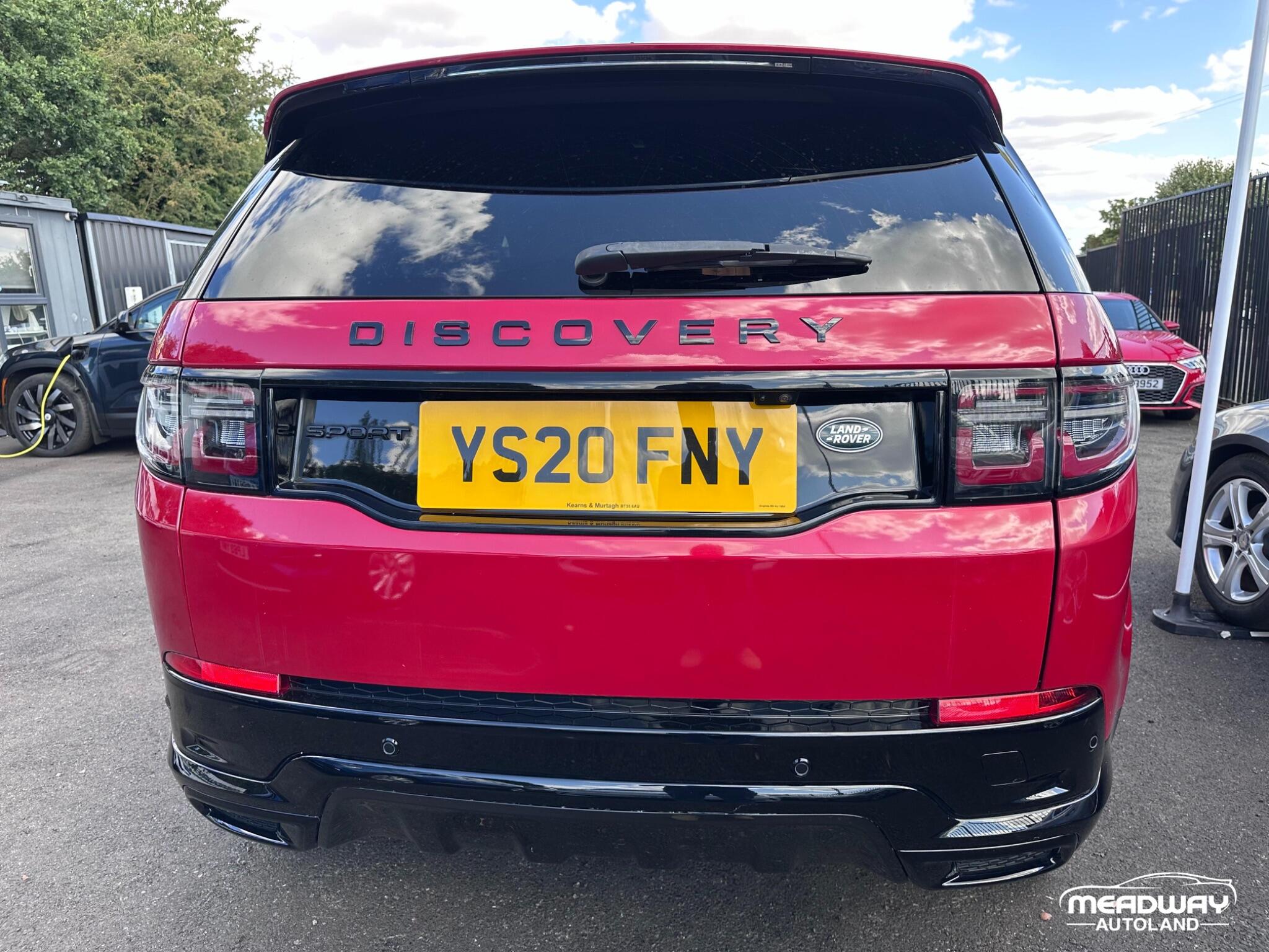Land Rover Discovery Sport view 13
