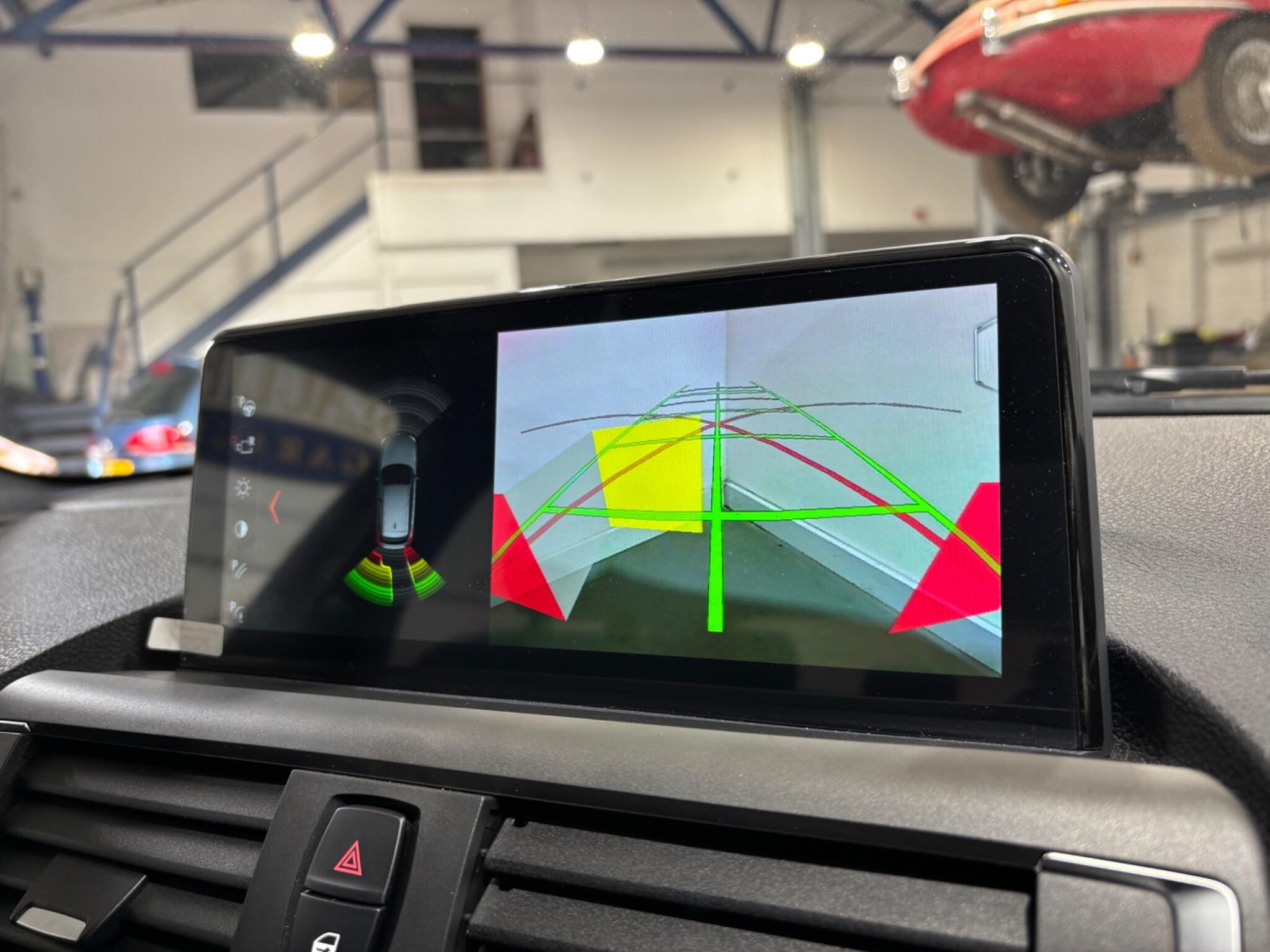 BMW 1 Series view 40