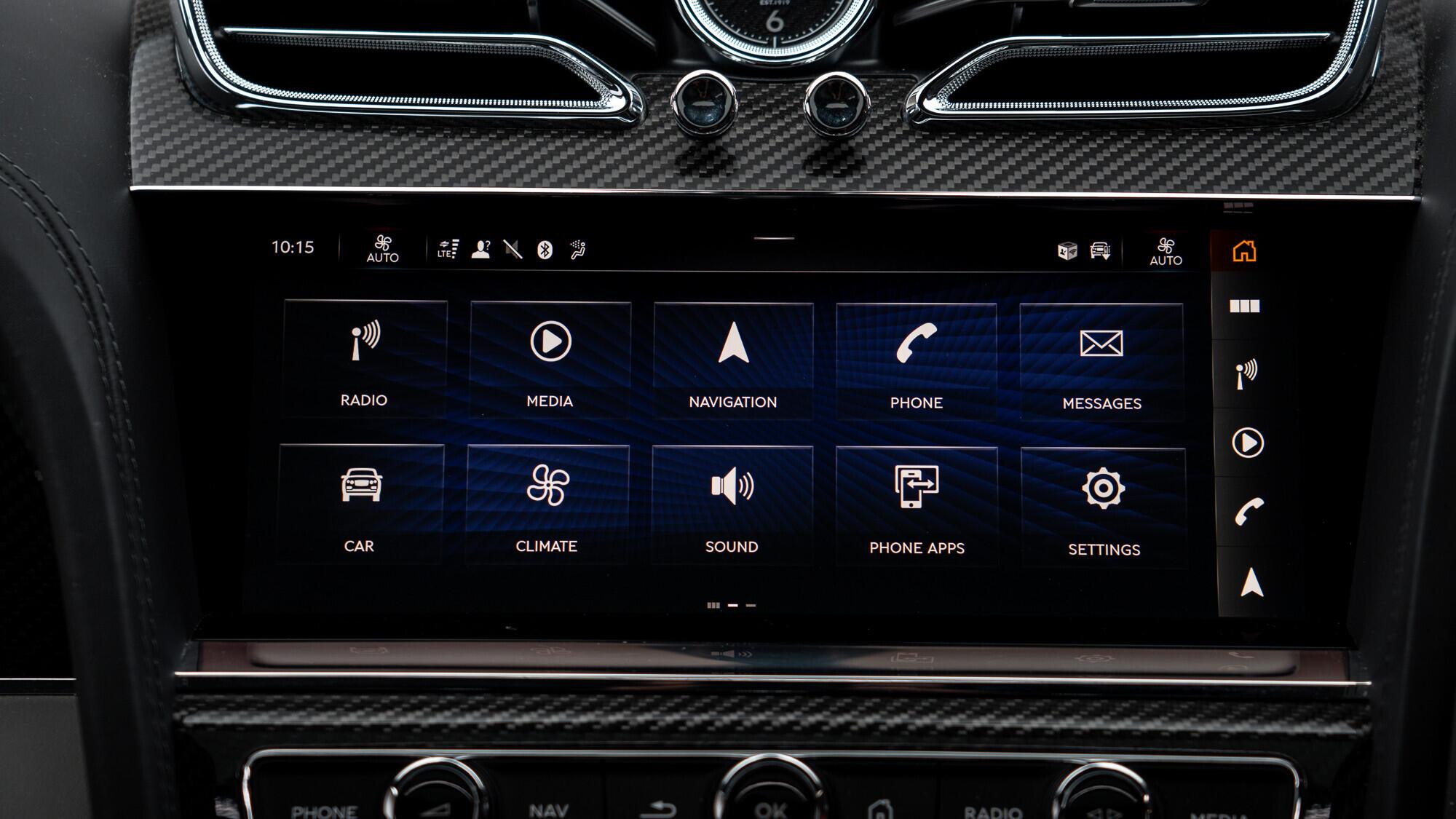 Bentley Bentayga view 38