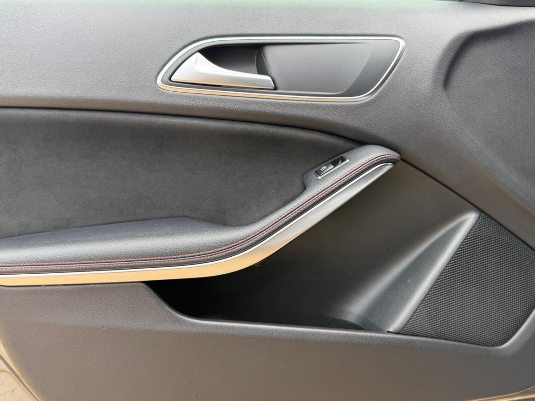 Mercedes-Benz A Class view 24