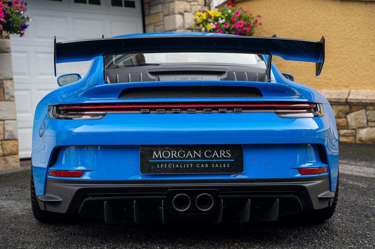 Porsche 911 view 20