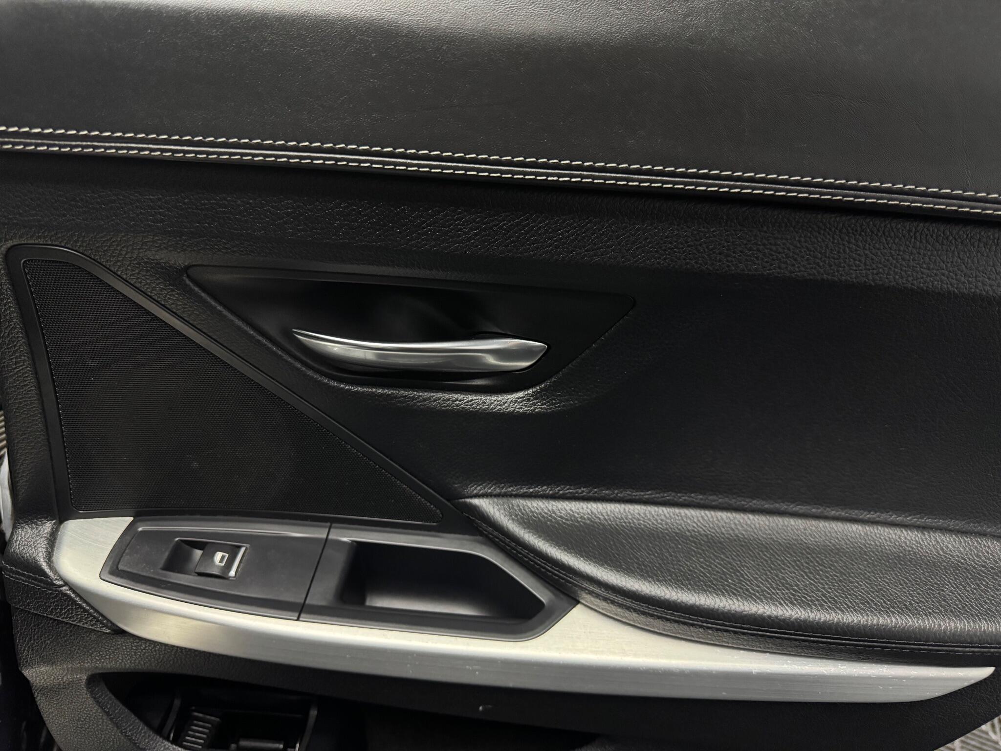 BMW 6 Series view 27