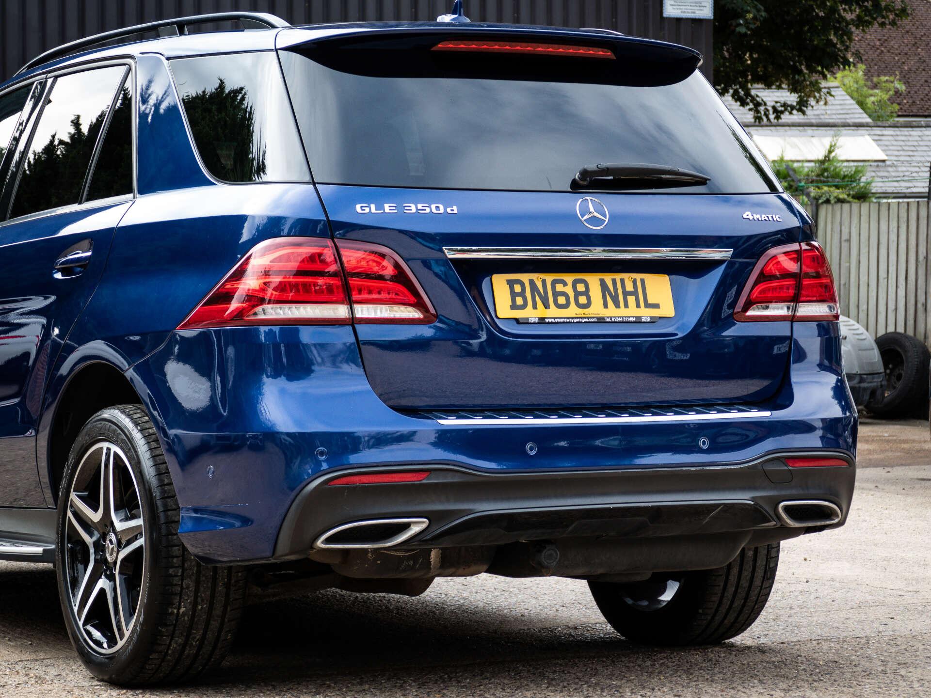 Mercedes-Benz Gle view 14