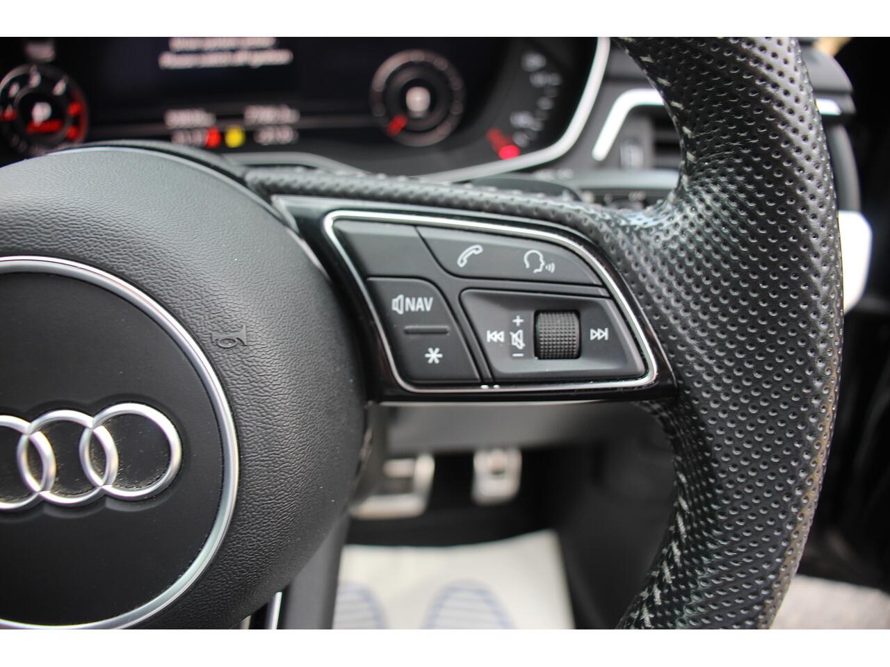 Audi A4 view 33