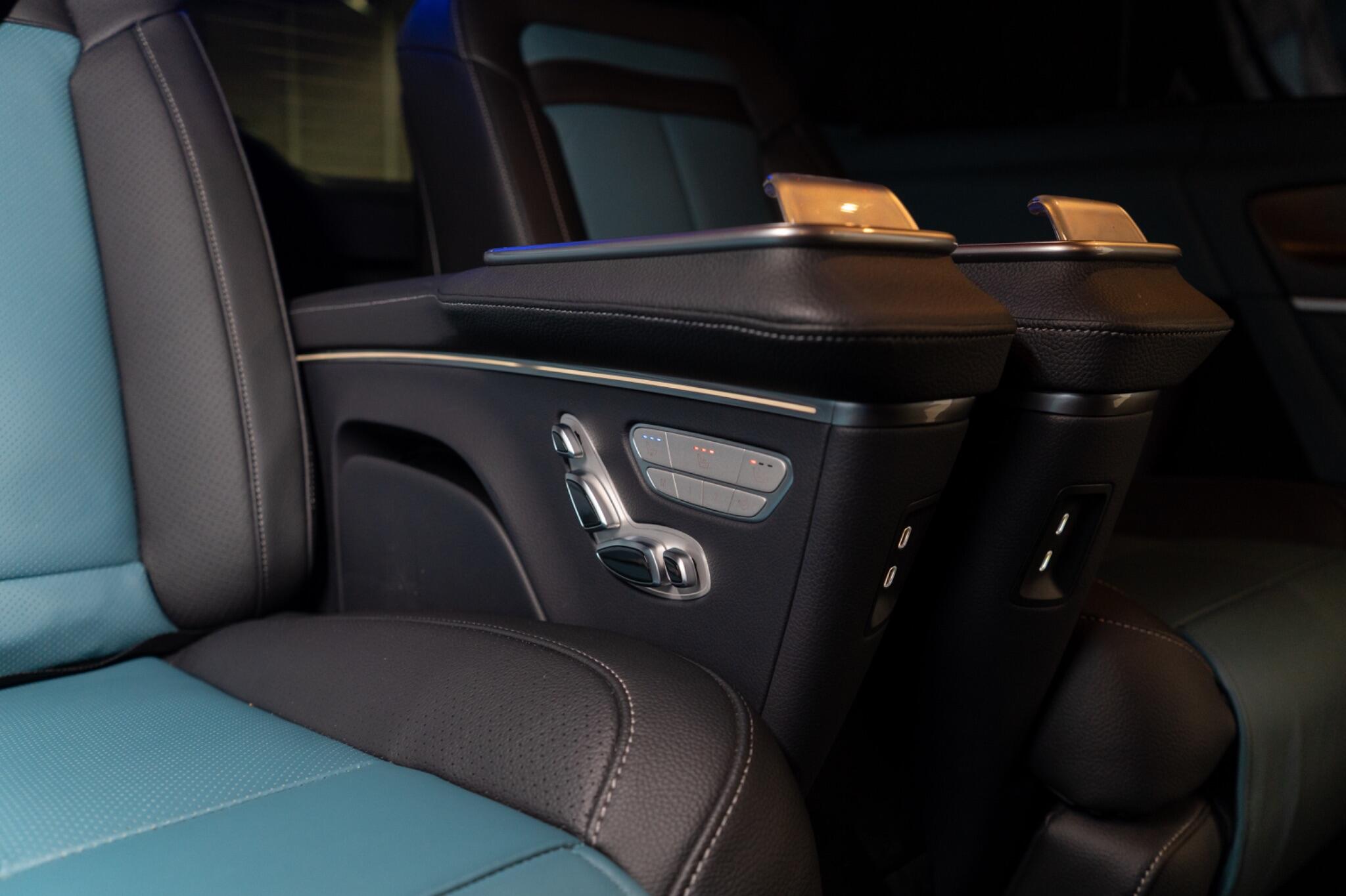 Mercedes-Benz V-Class view 40