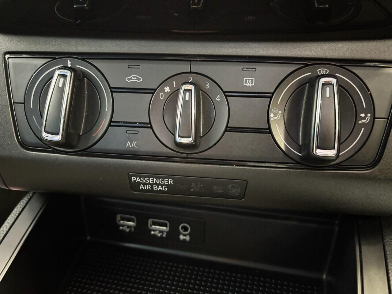 SEAT Ibiza view 32