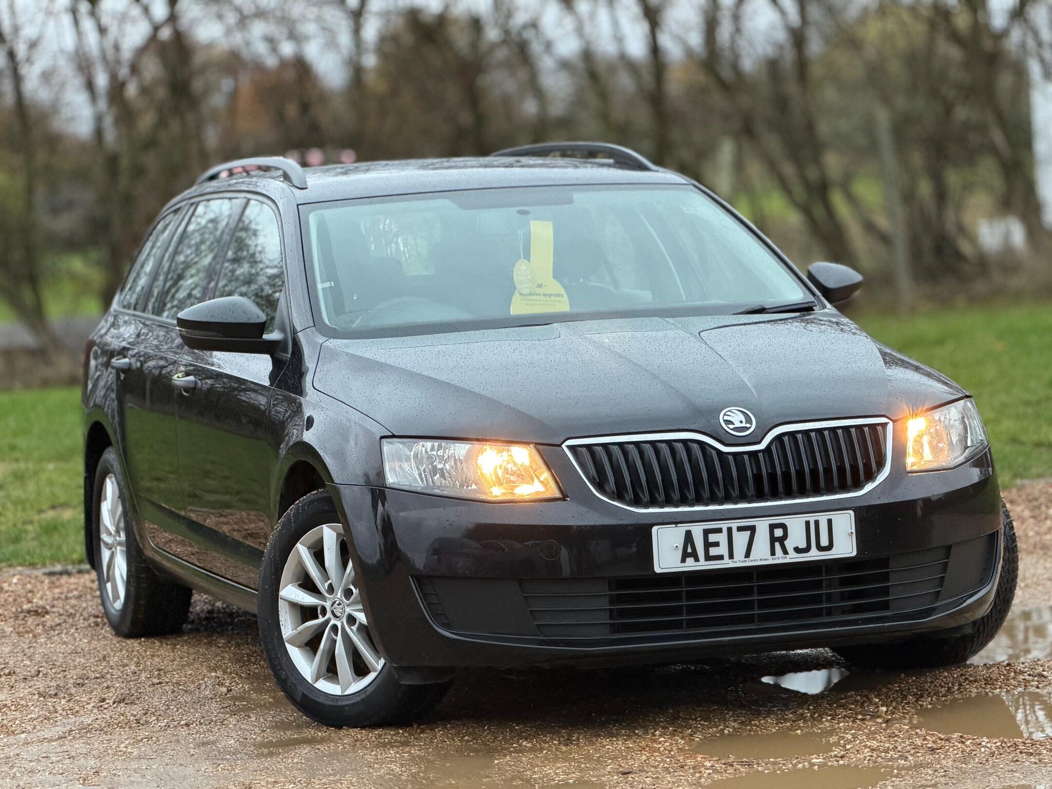2017 Skoda Octavia 1.6 TDI S Euro 6 (s/s) 5dr image 6