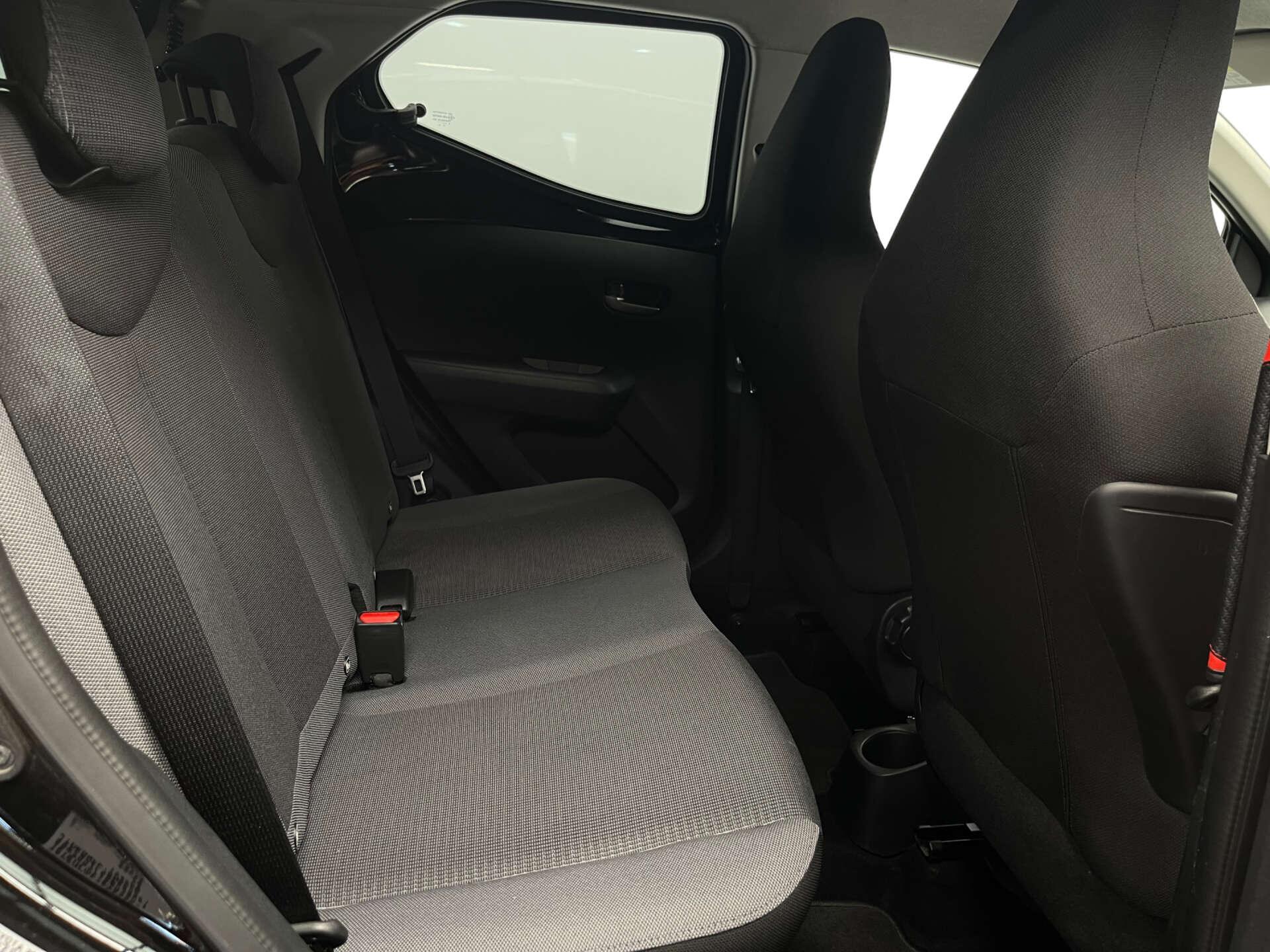 Toyota Aygo view 18
