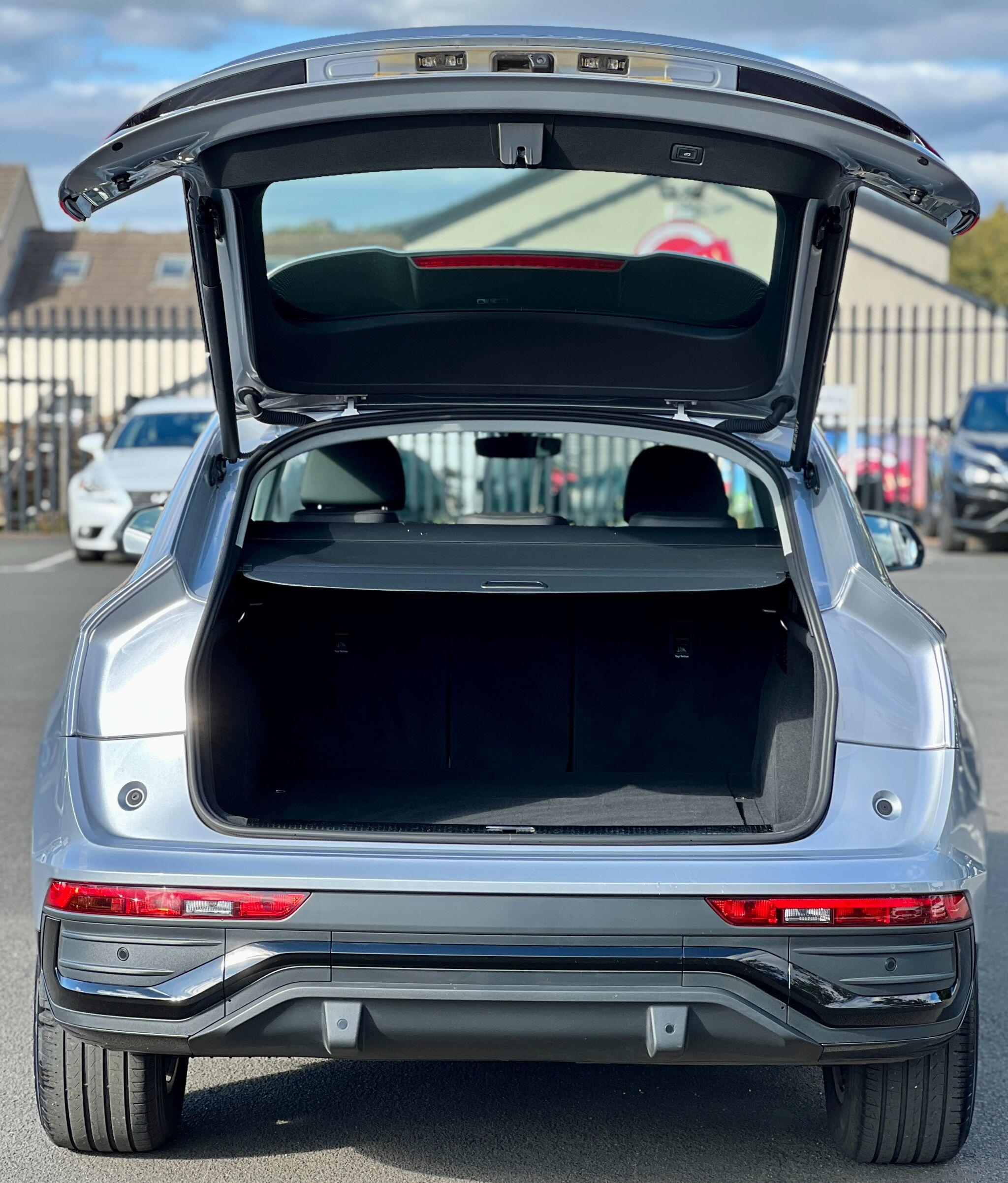 Audi Q5 view 35