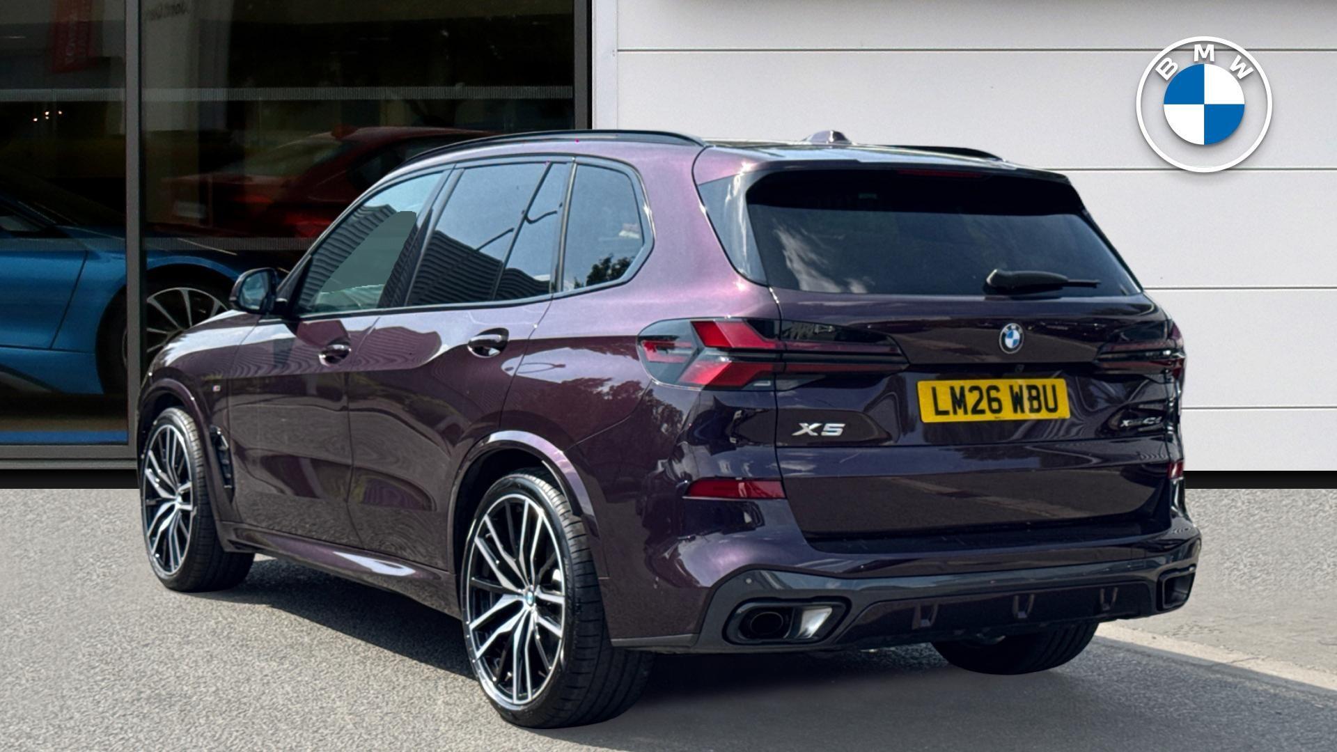 BMW X5 view 3