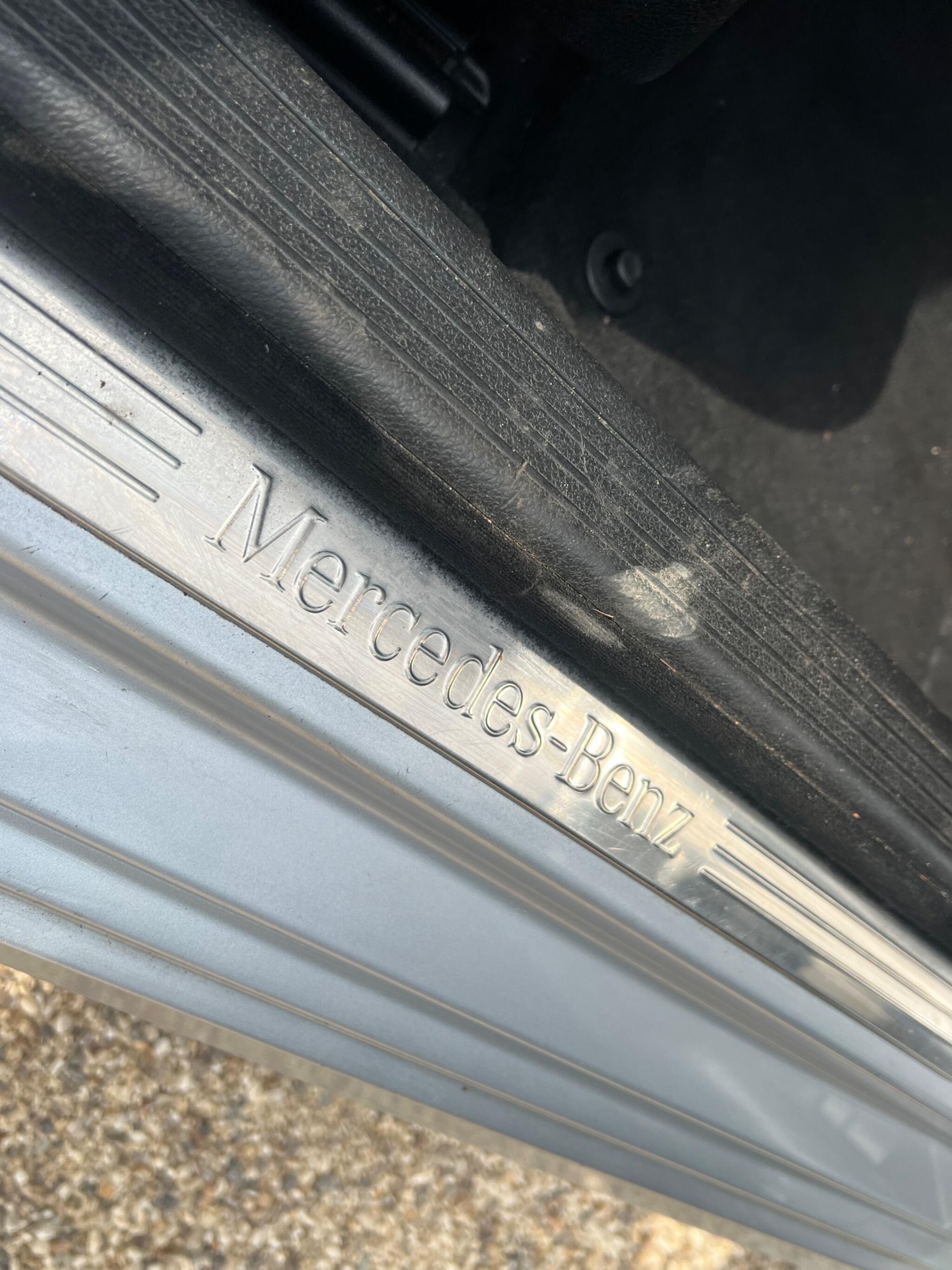 Mercedes-Benz C-Class view 16